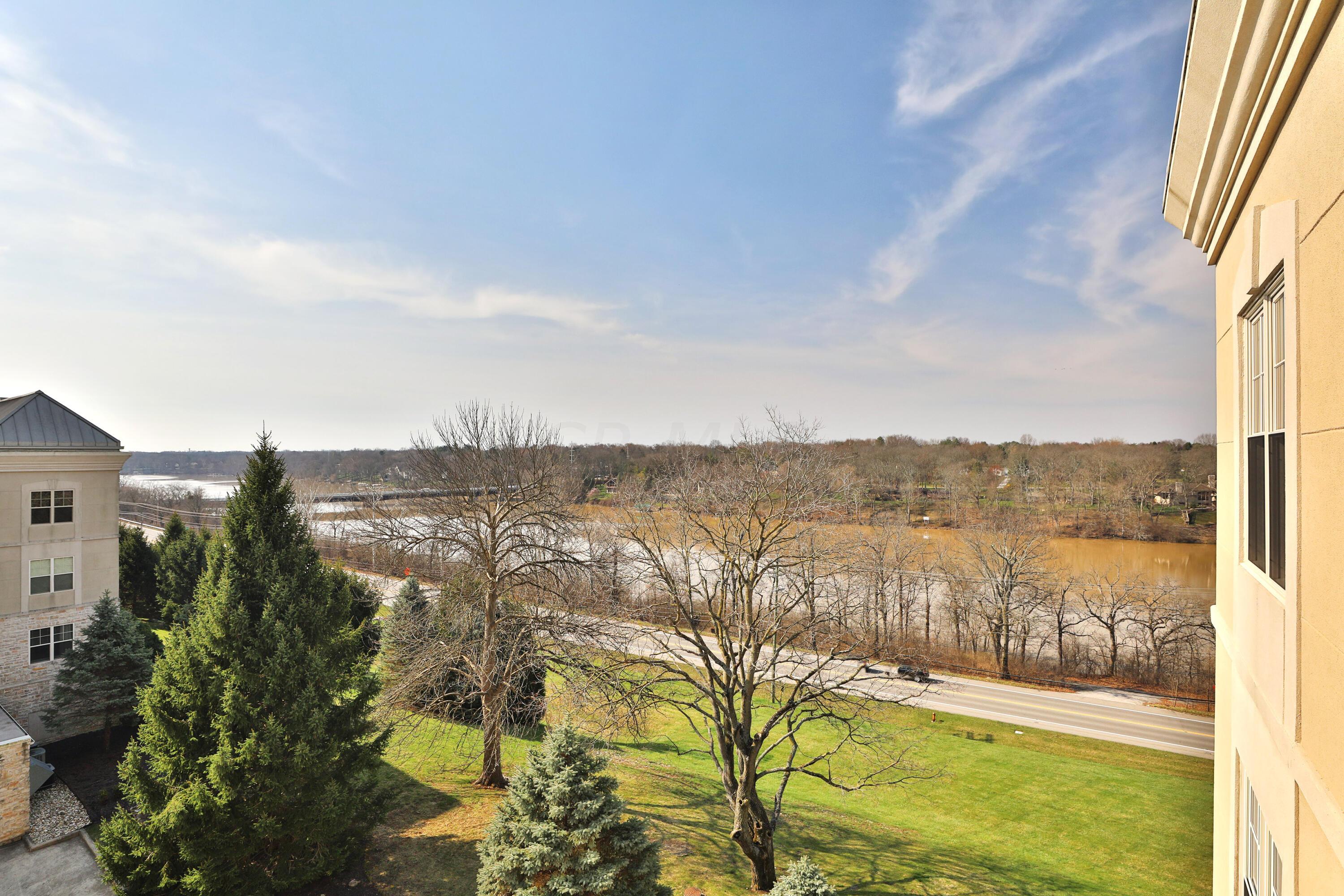 5745 Newbank Circle, 405