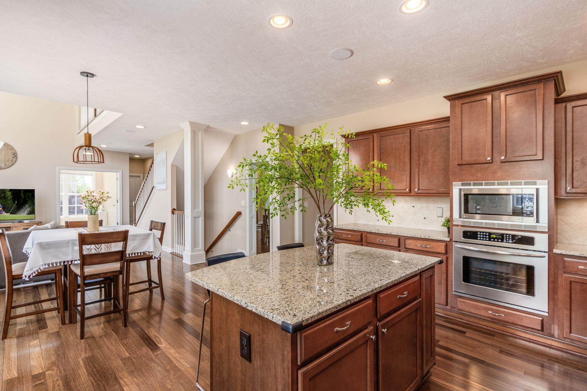 1901 Little Bear Loop