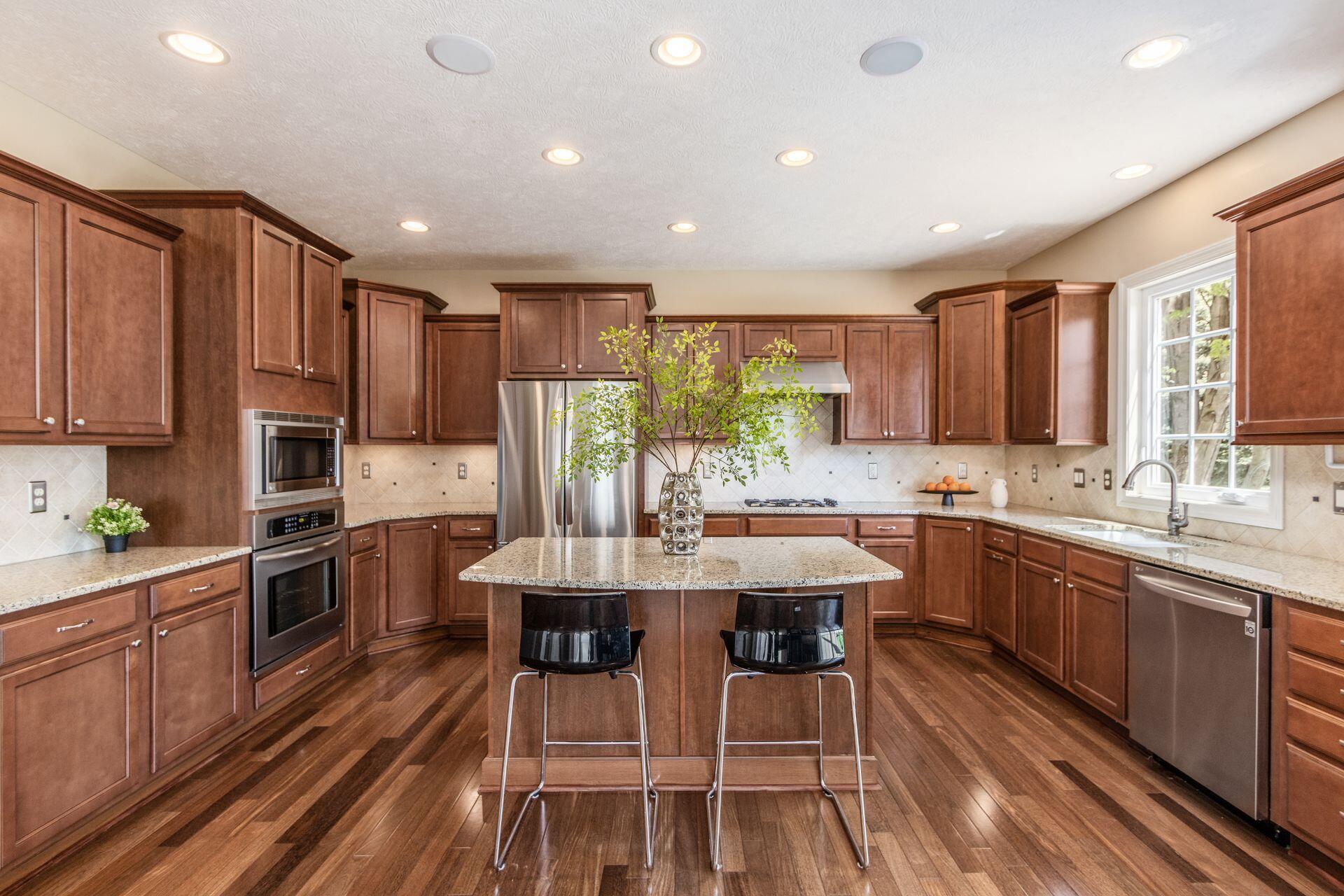 1901 Little Bear Loop