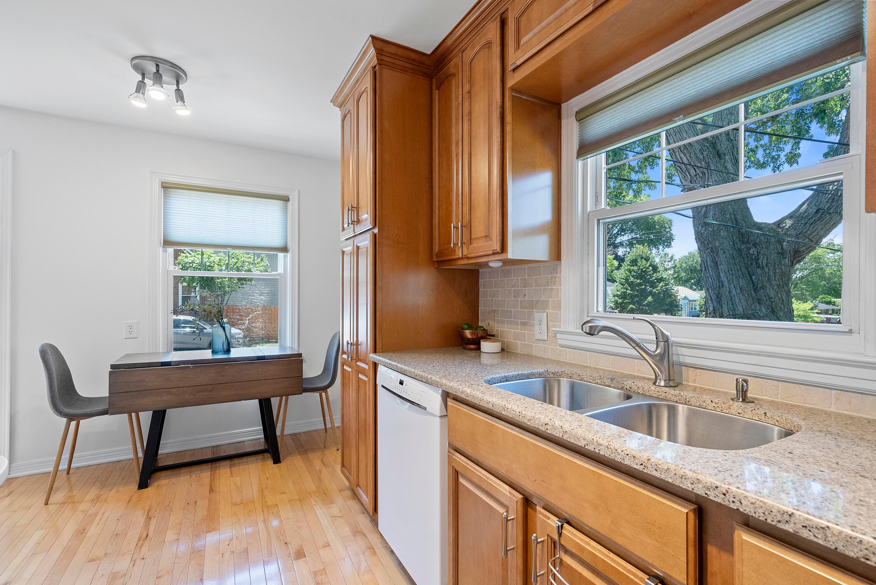 4479 Sellers Avenue