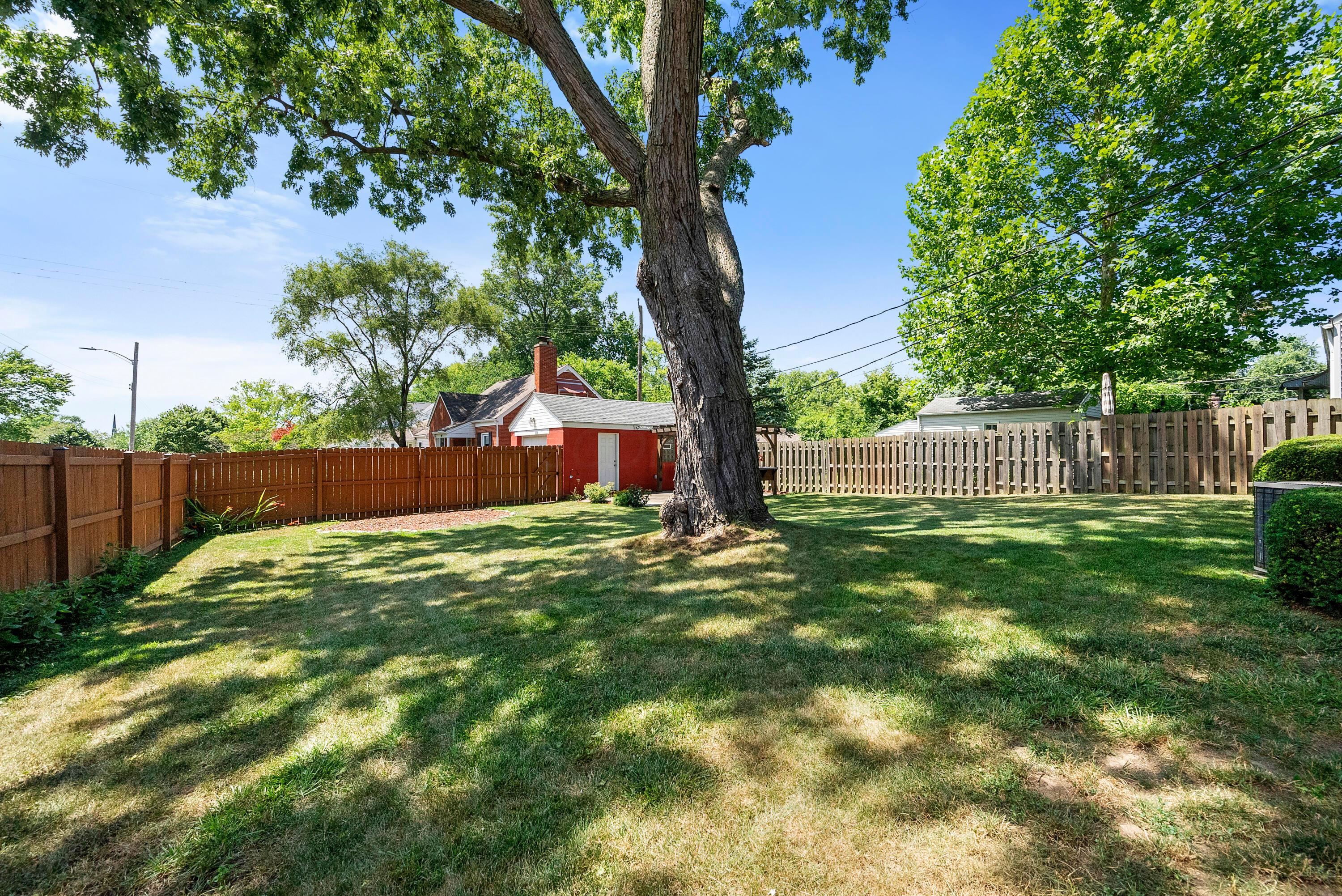 4479 Sellers Avenue