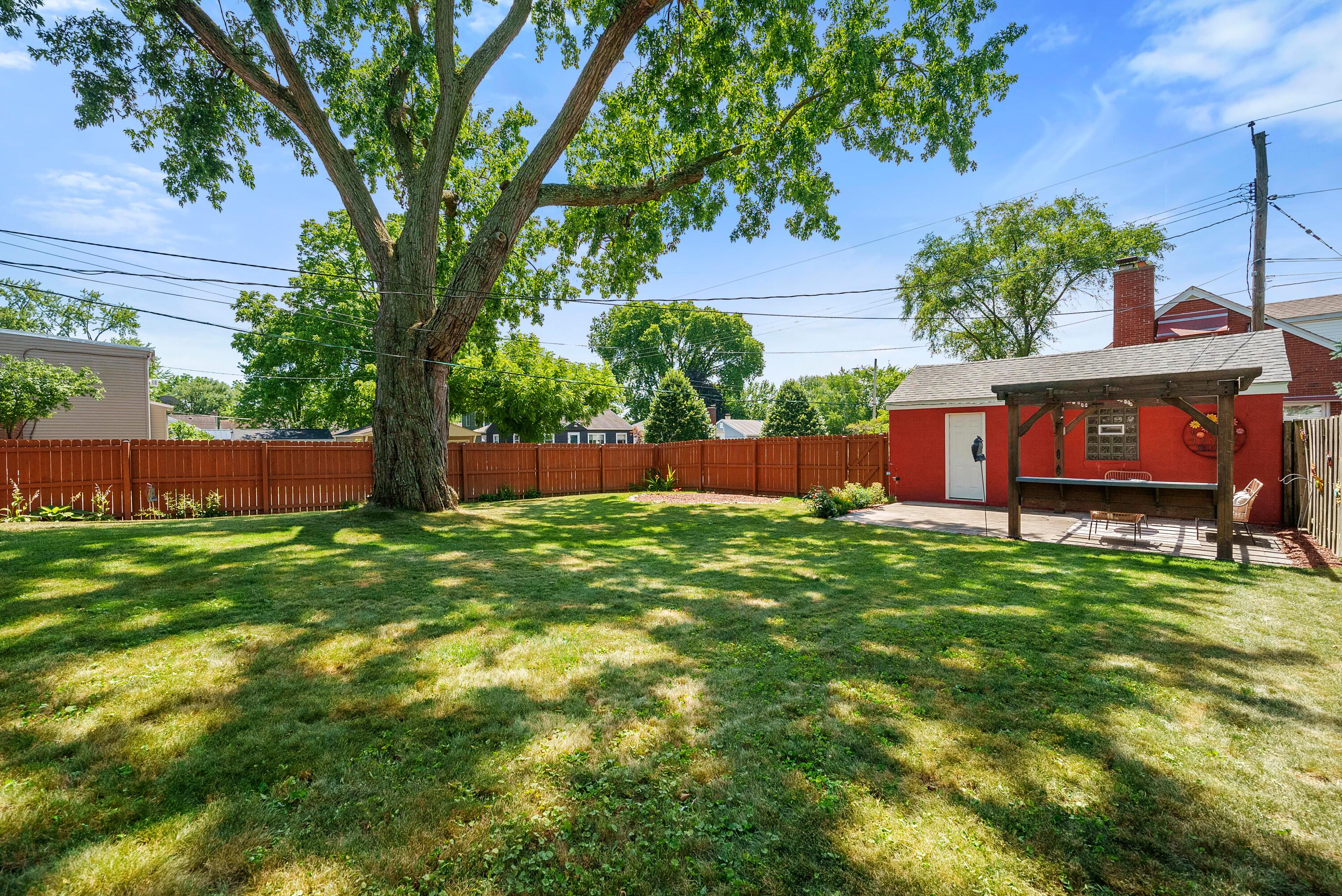 4479 Sellers Avenue
