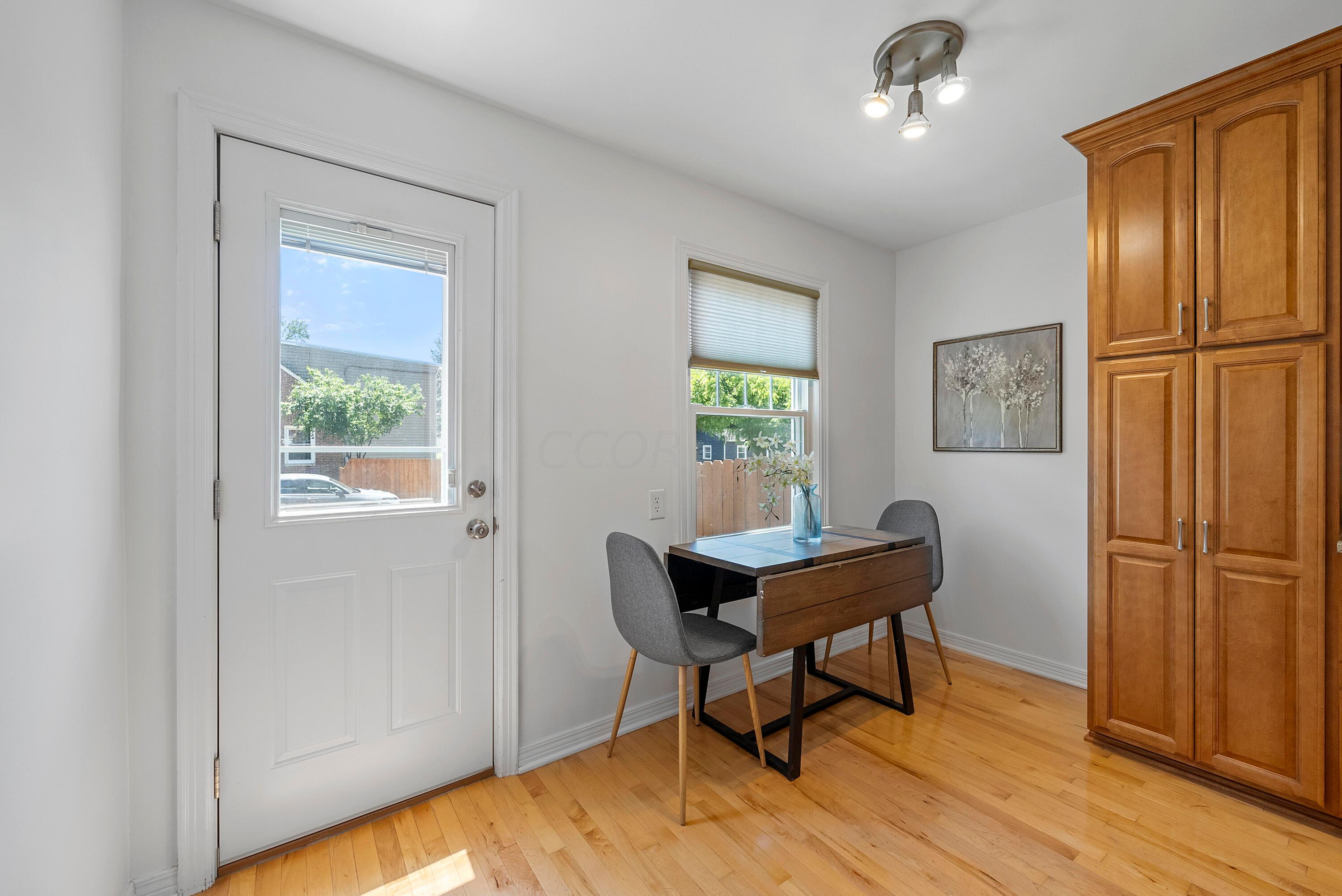 4479 Sellers Avenue