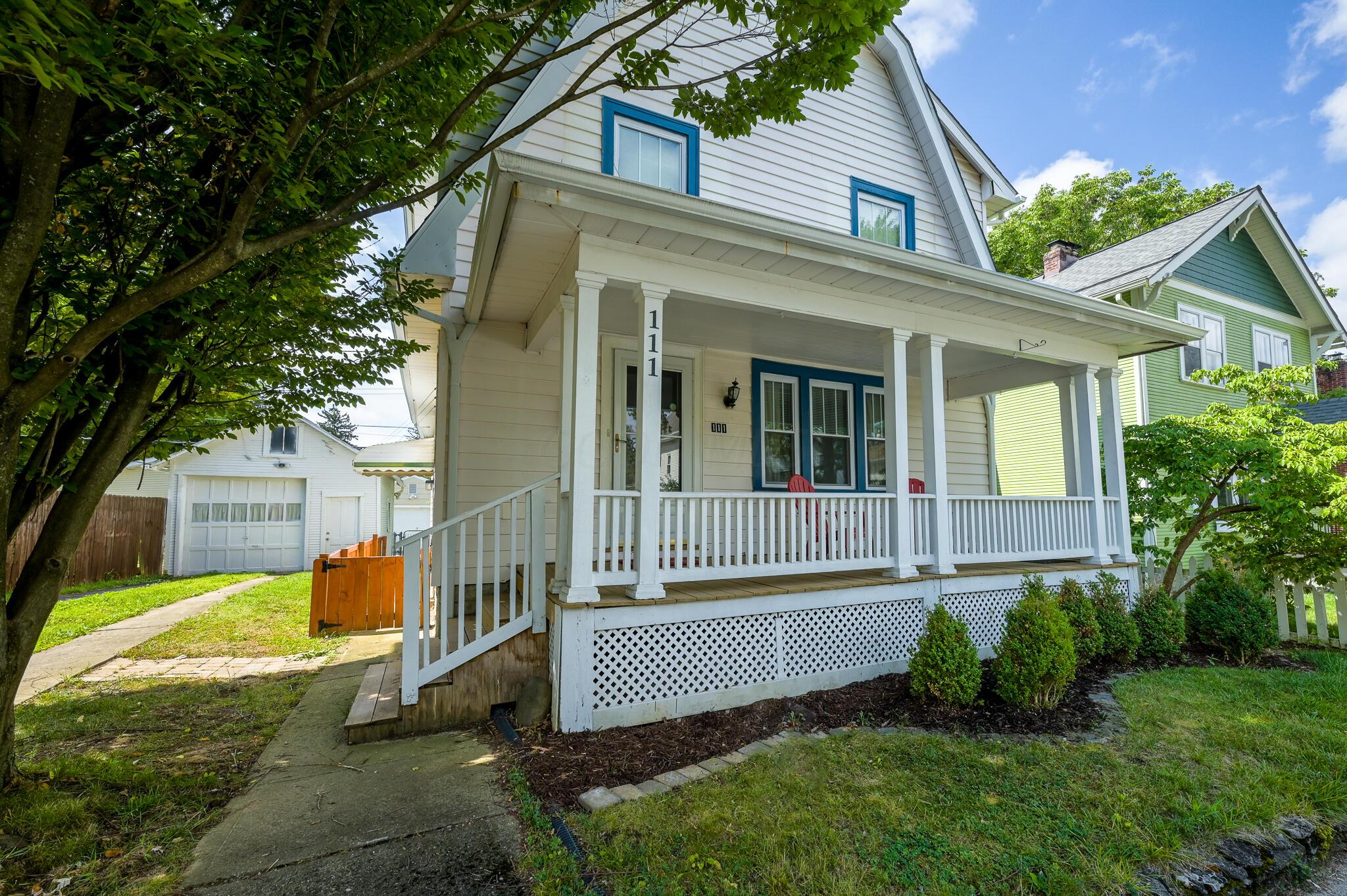 111 W Longview Avenue