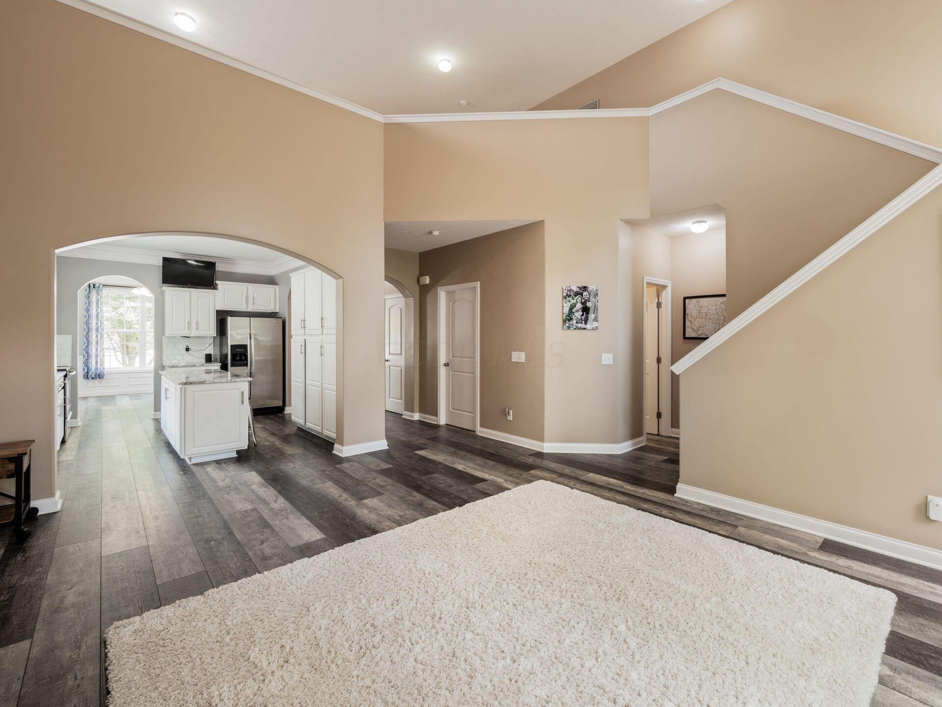 3571 Crossing Hill Way