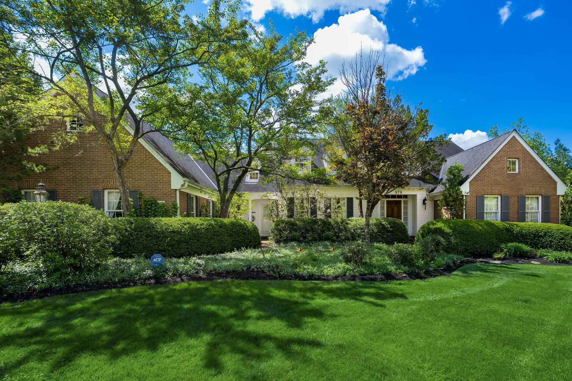 979 Notchbrook Drive