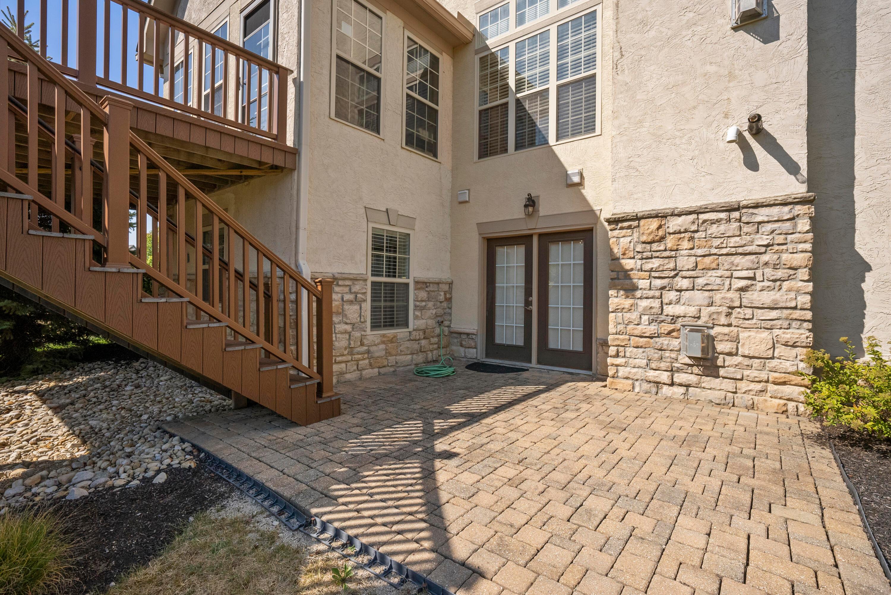 4909 Scenic Creek Drive