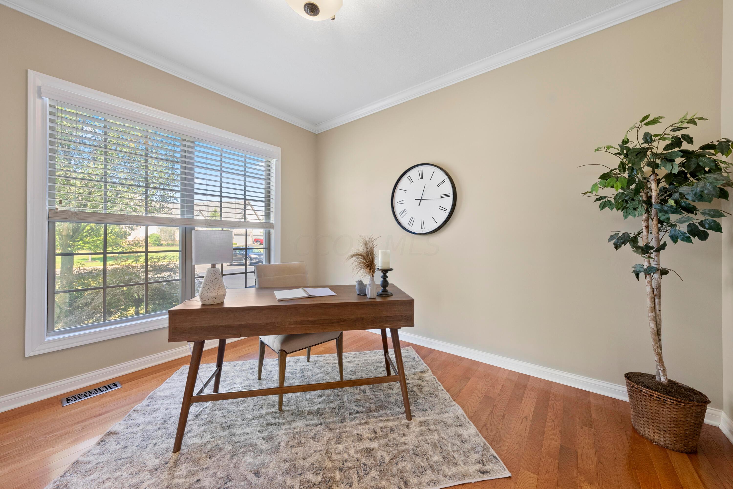 4909 Scenic Creek Drive