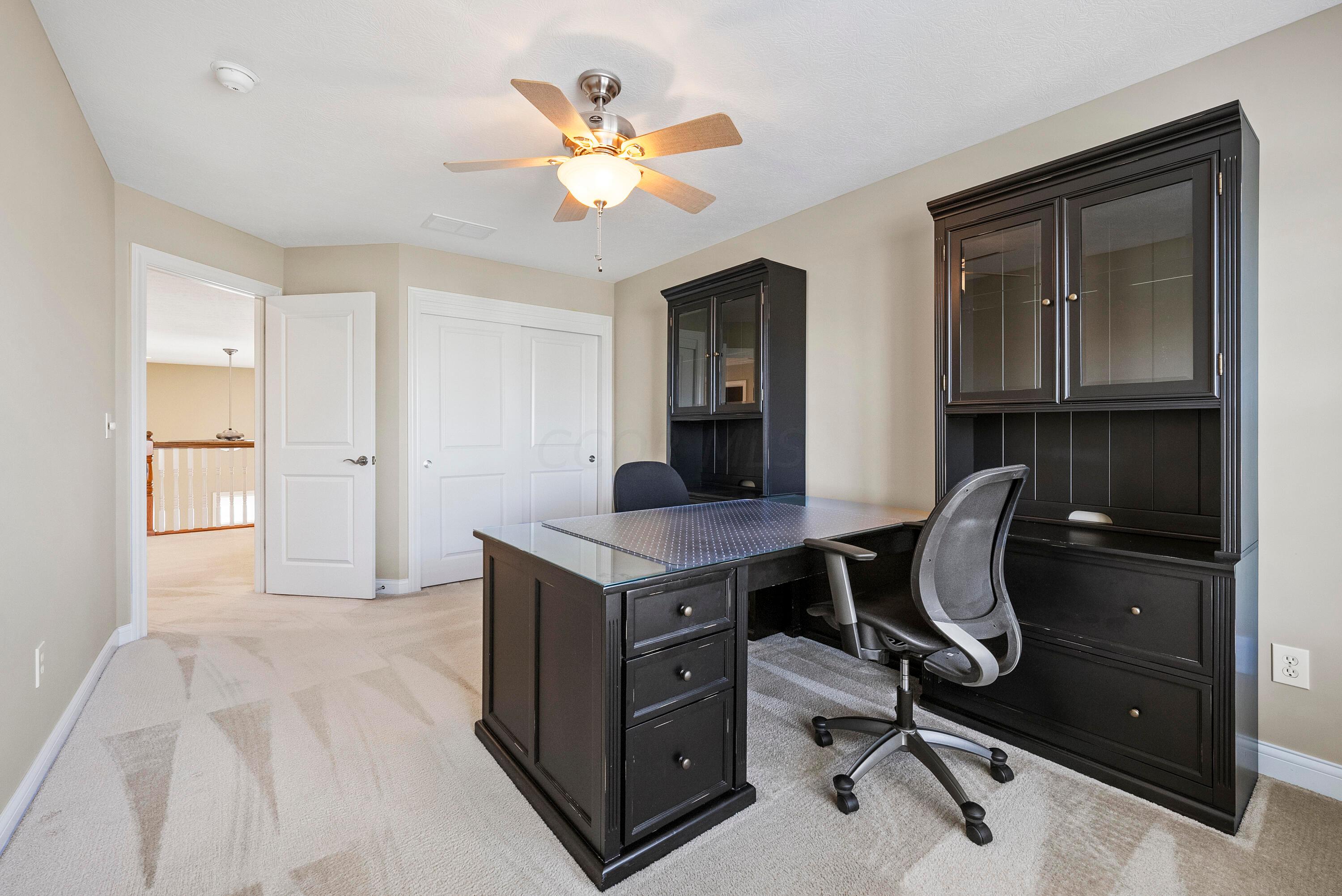 4909 Scenic Creek Drive