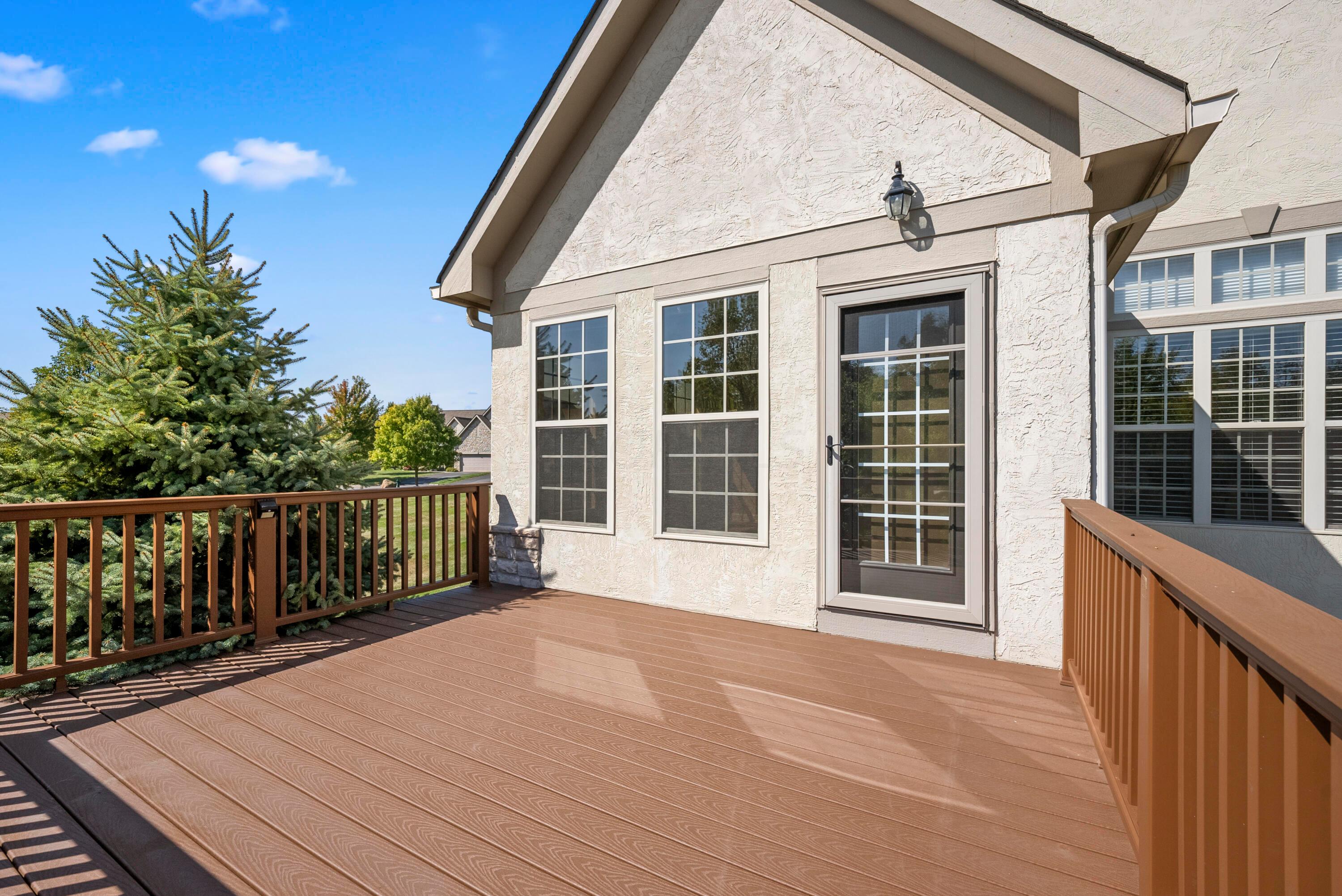 4909 Scenic Creek Drive