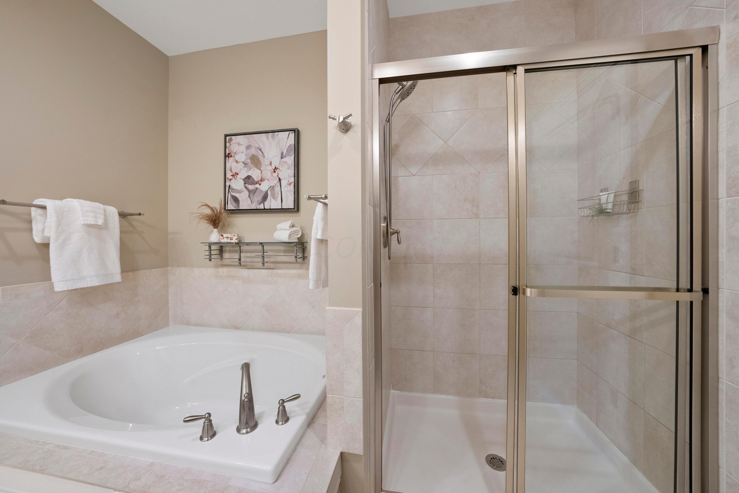 4909 Scenic Creek Drive