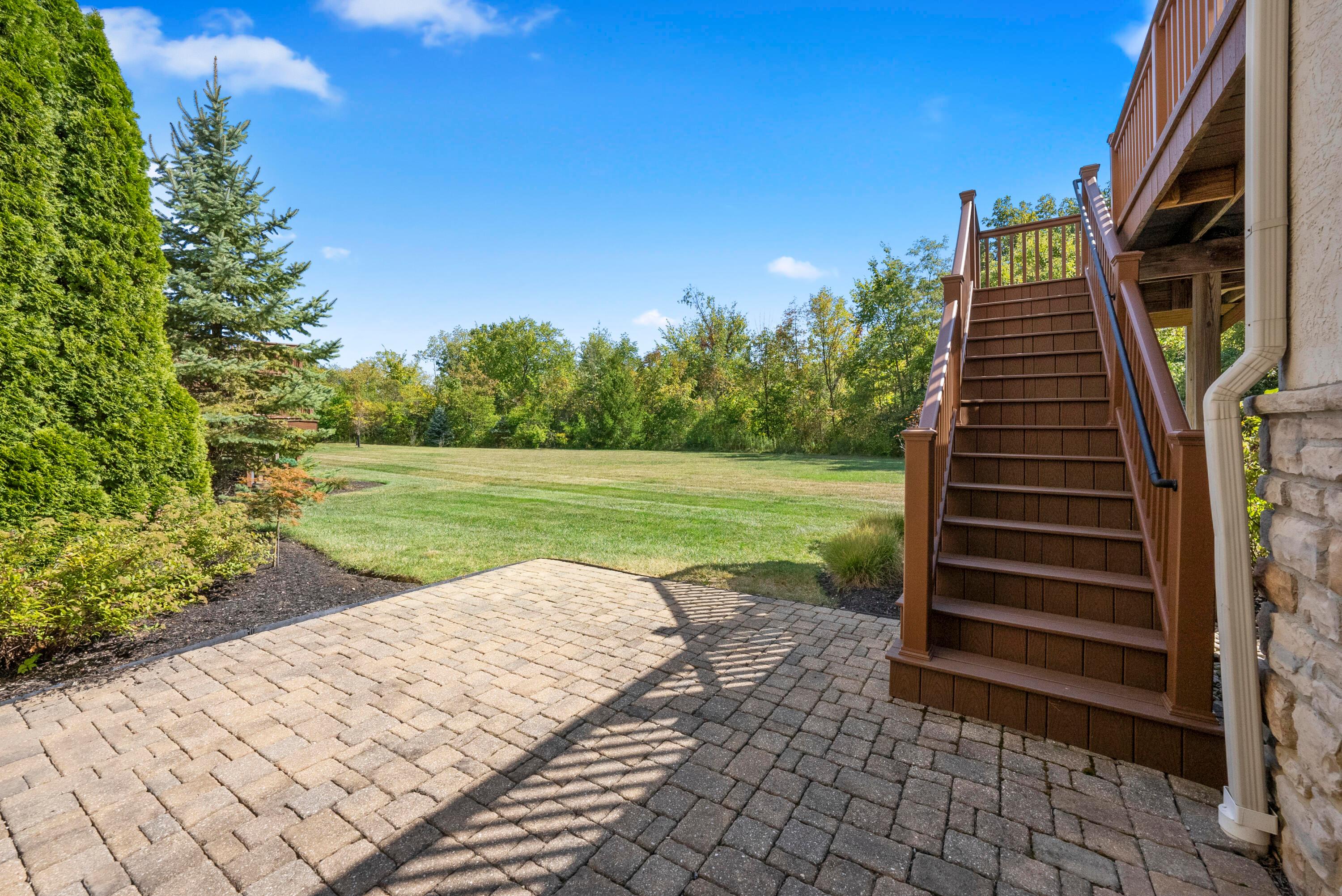 4909 Scenic Creek Drive