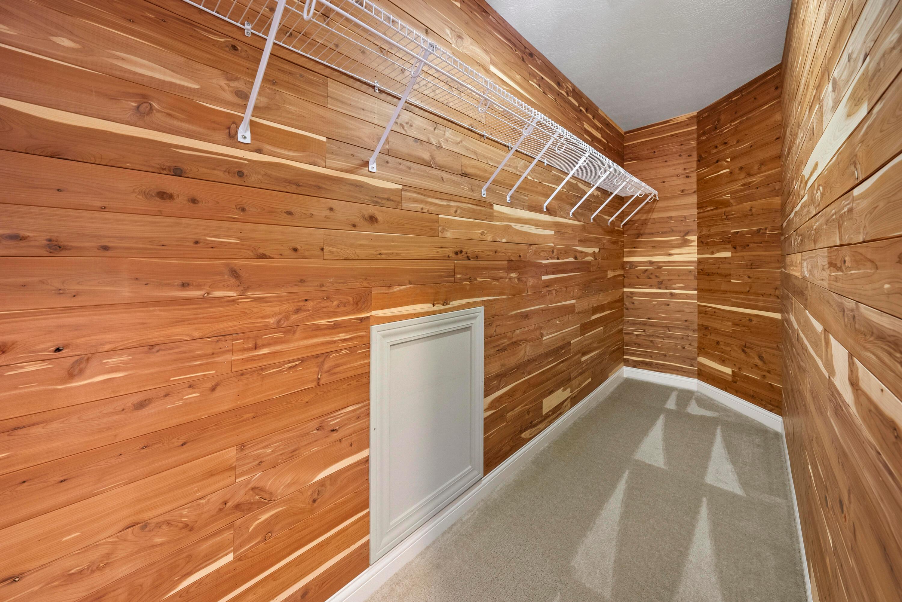 4909 Scenic Creek Drive