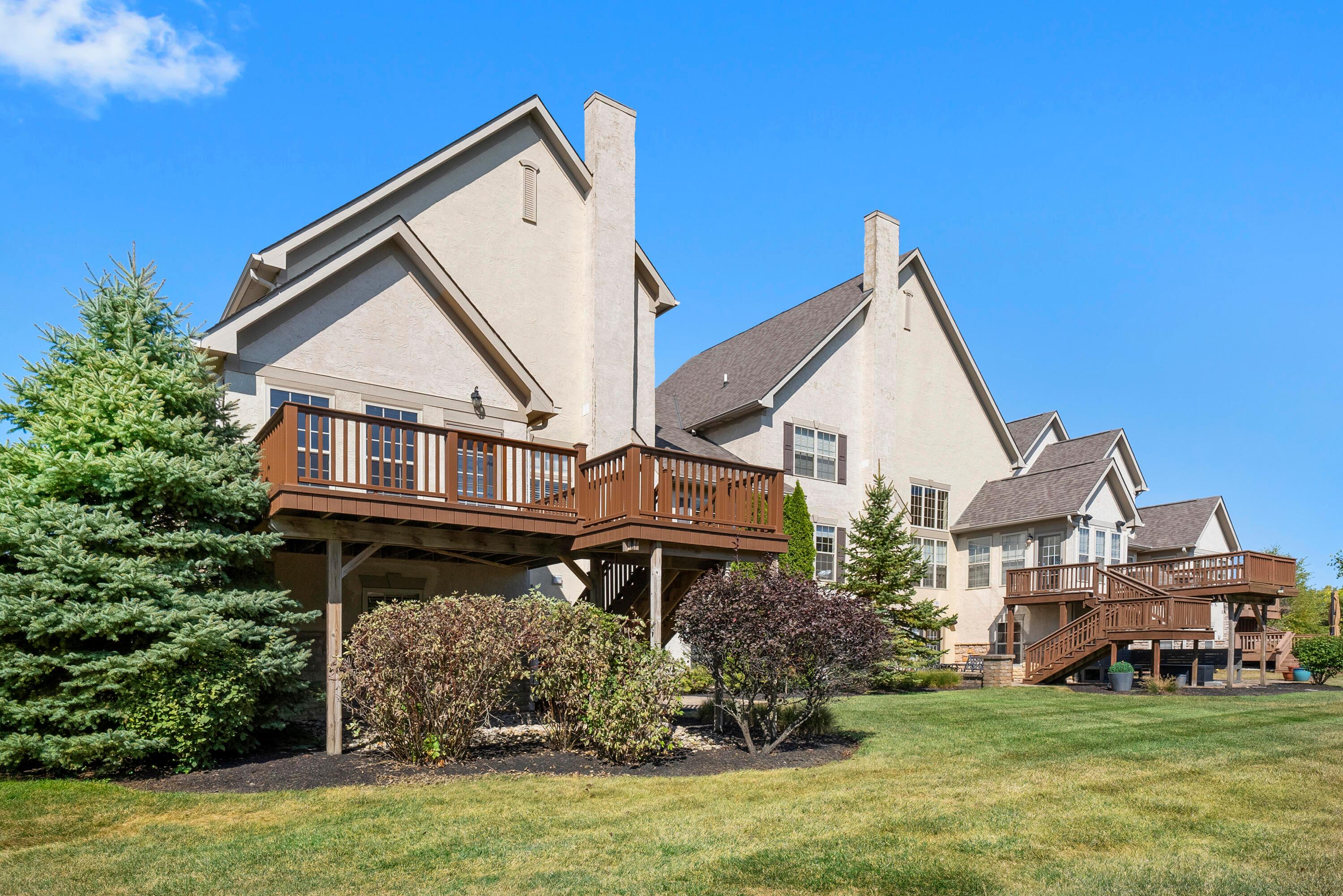 4909 Scenic Creek Drive