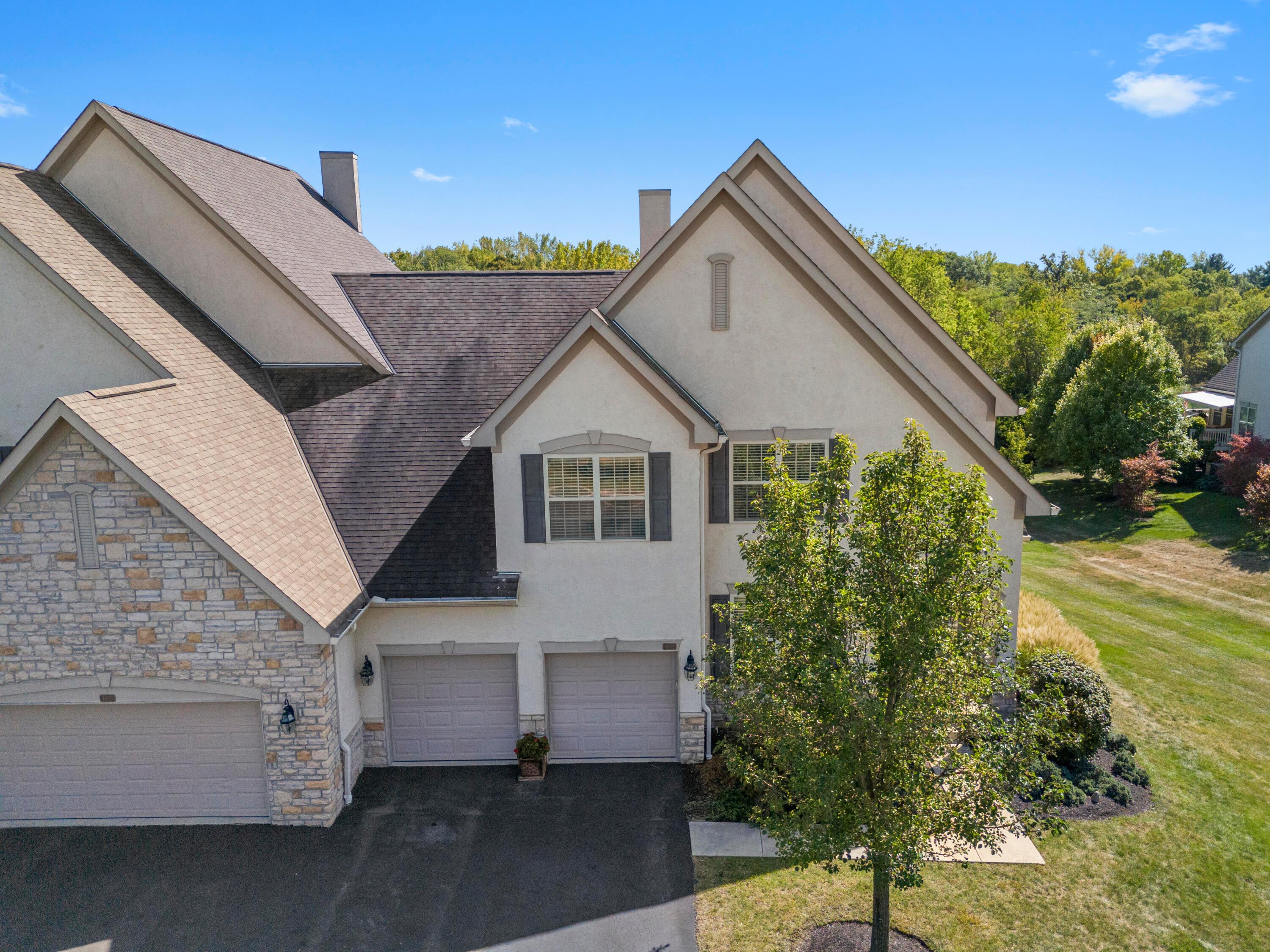 4909 Scenic Creek Drive