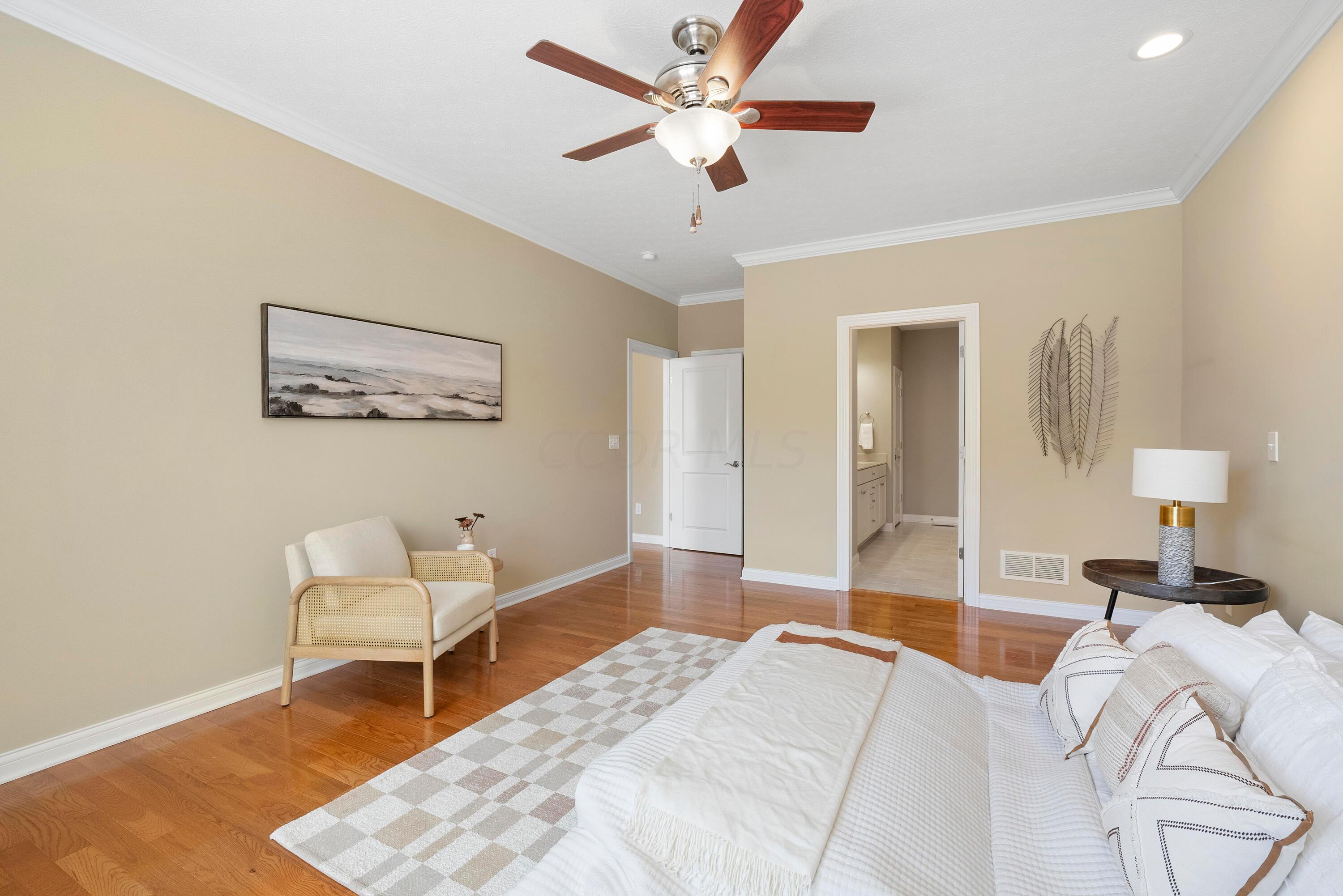 4909 Scenic Creek Drive