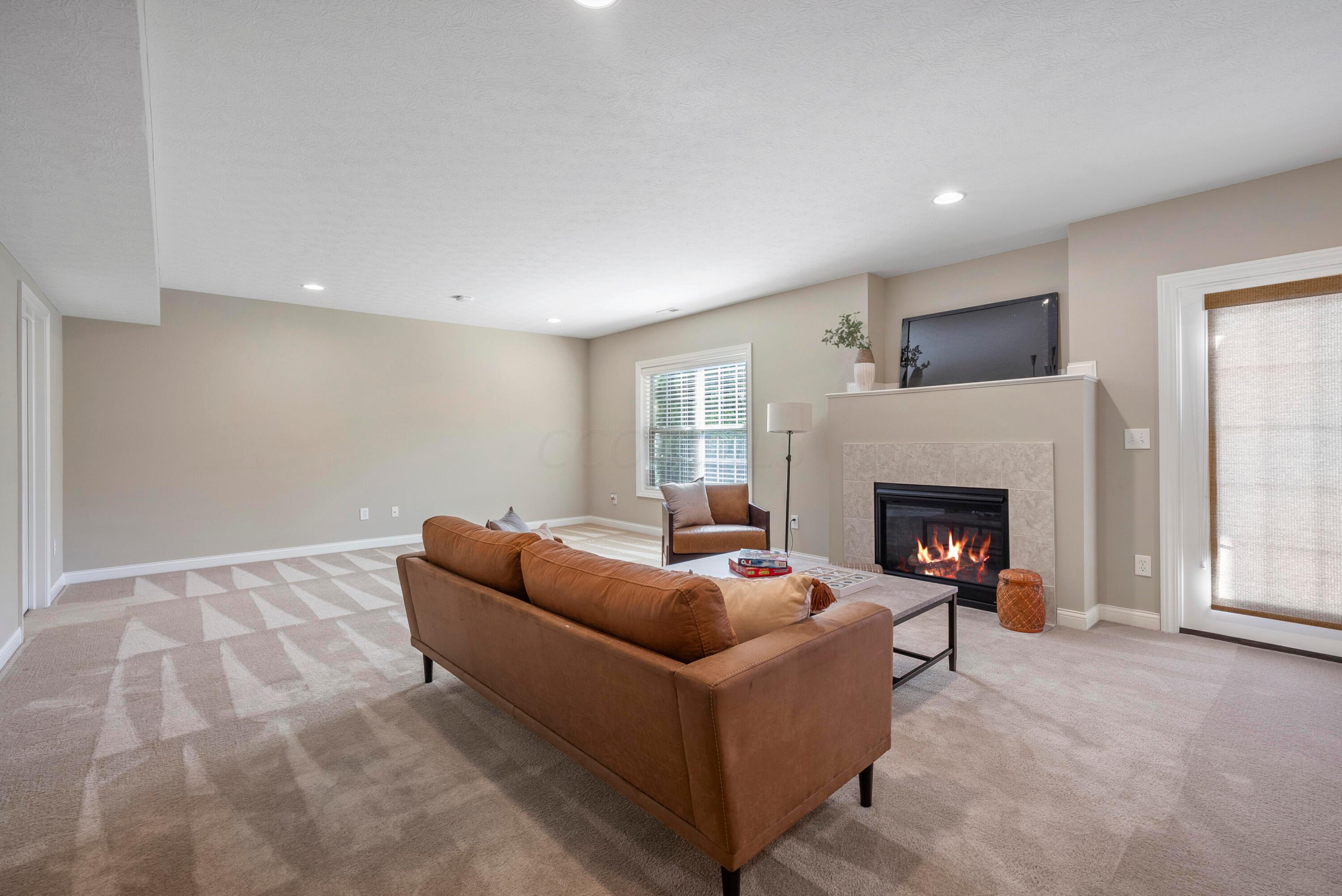 4909 Scenic Creek Drive