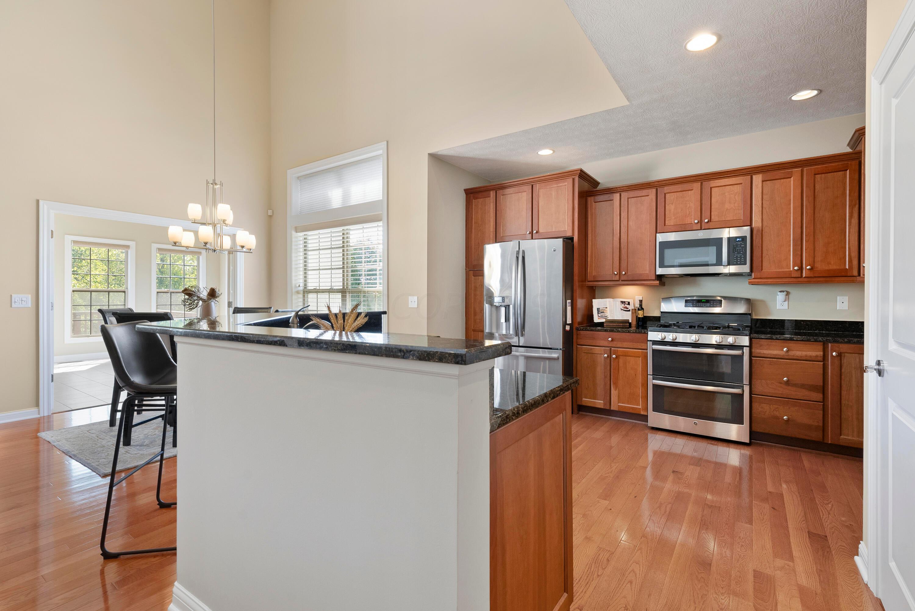 4909 Scenic Creek Drive