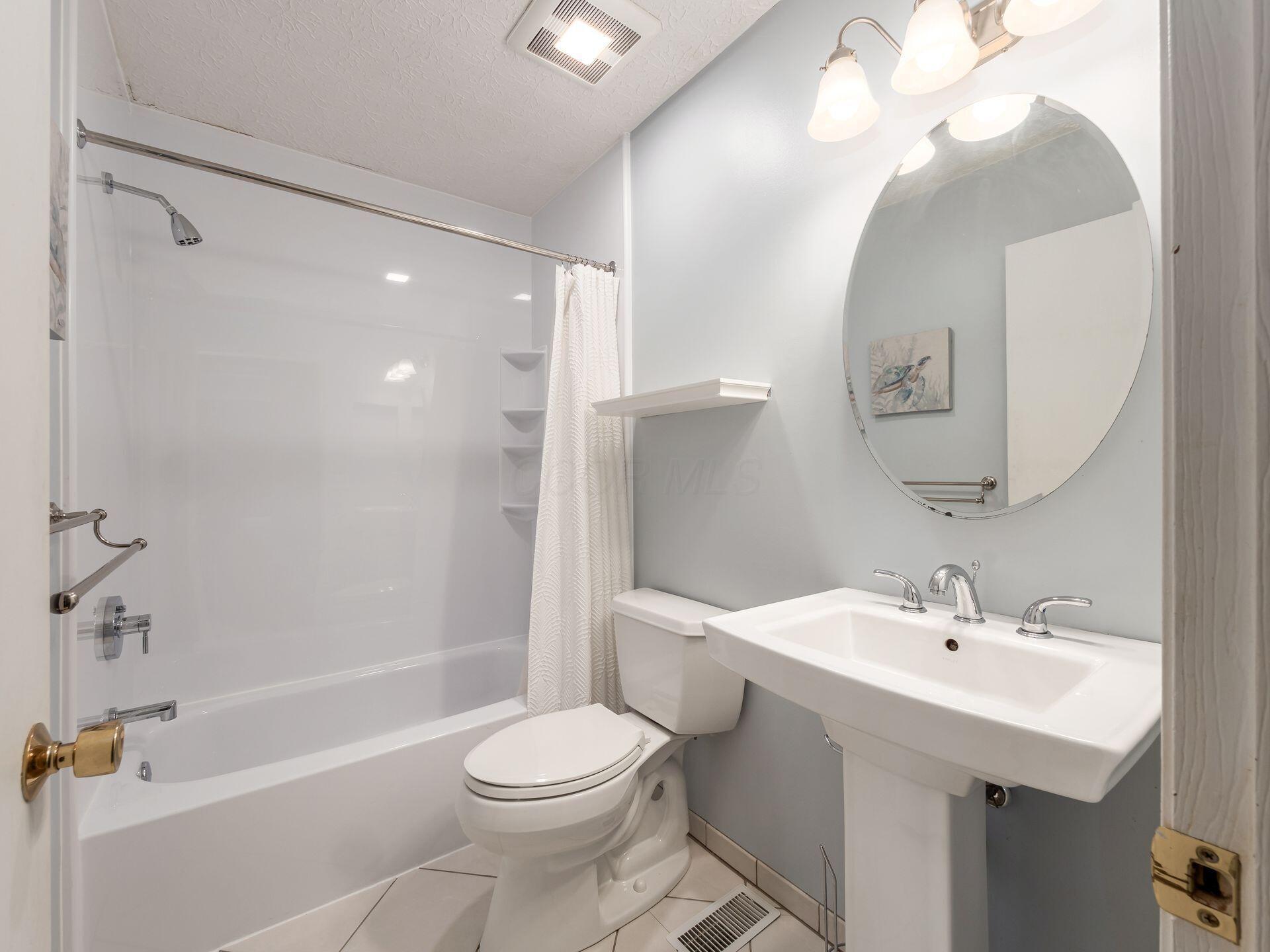 3622 Inverary Drive