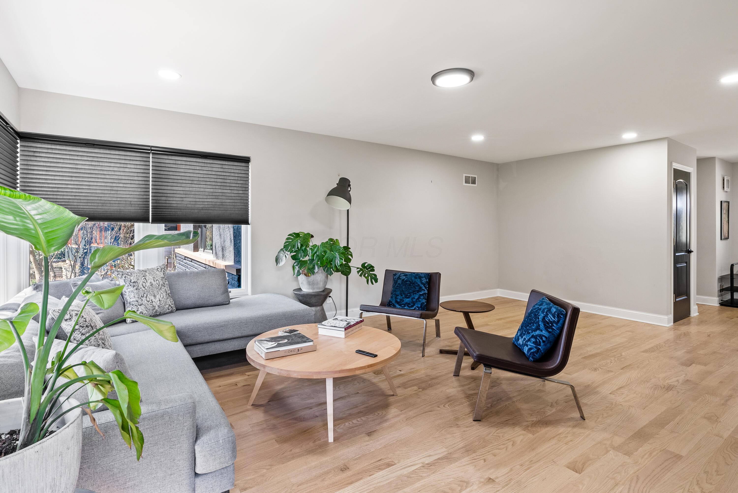2849 Canterbury Lane