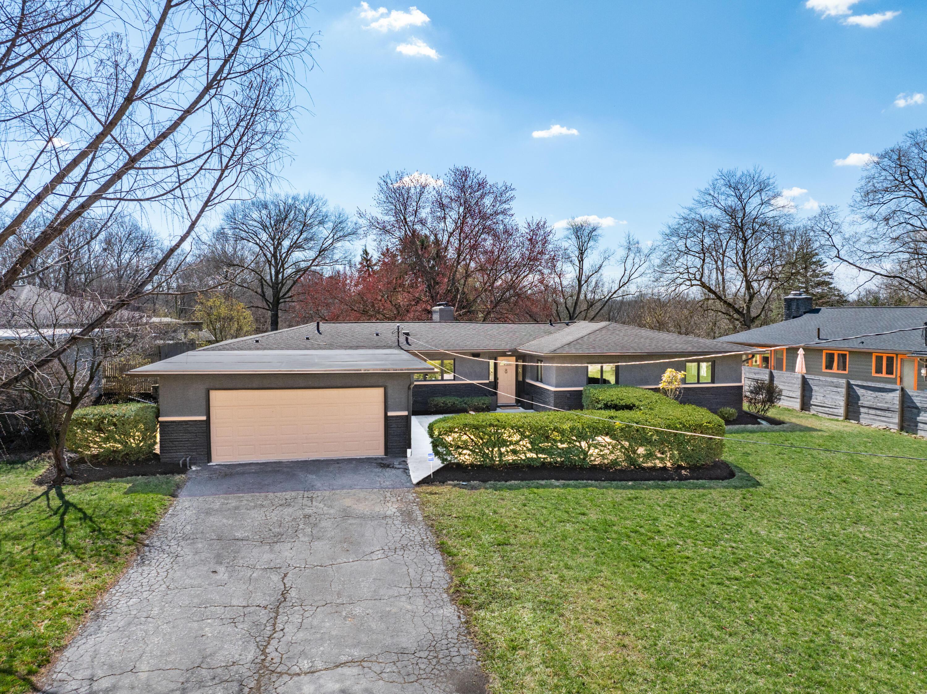 2849 Canterbury Lane