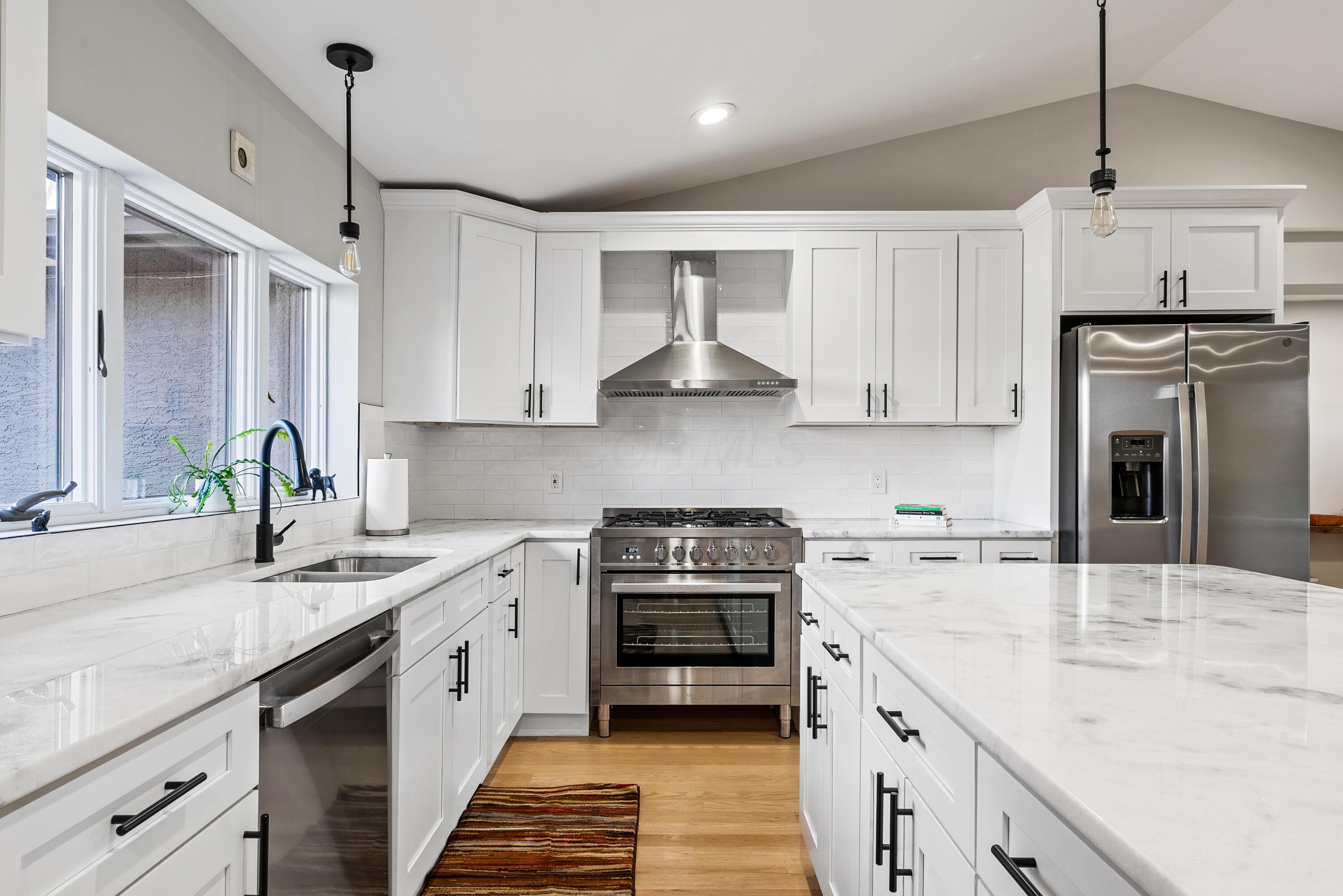 2849 Canterbury Lane