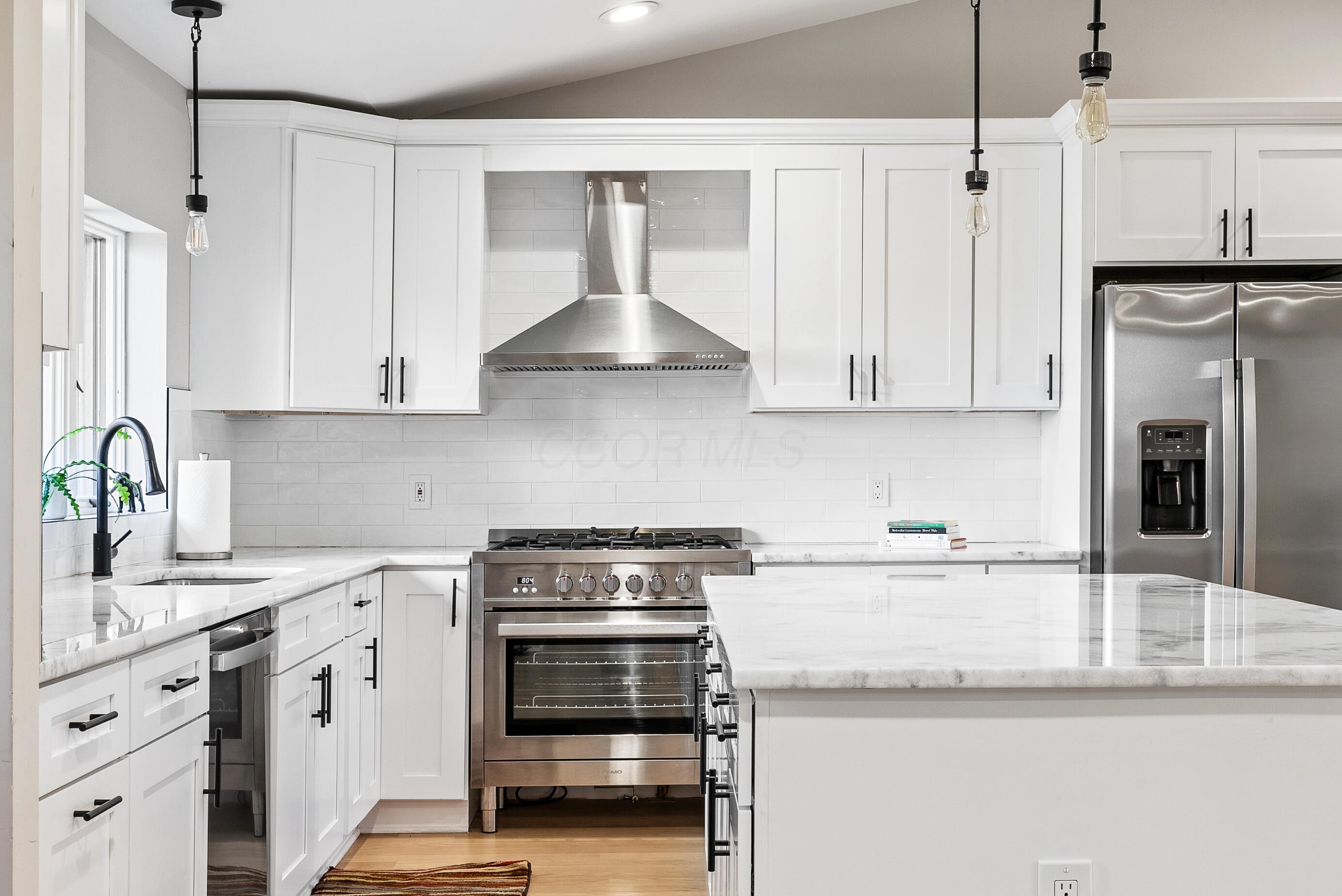 2849 Canterbury Lane