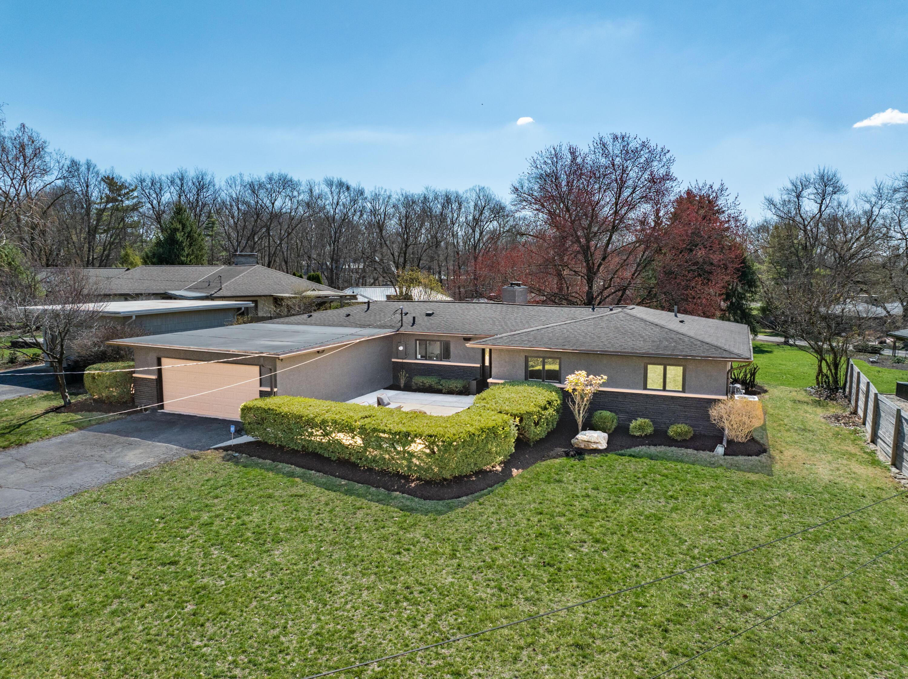 2849 Canterbury Lane