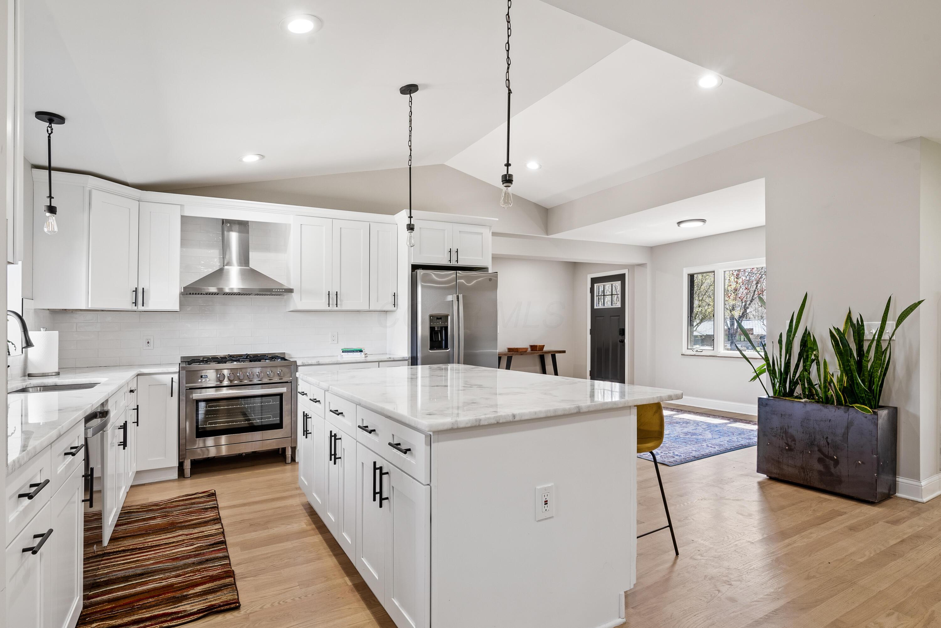 2849 Canterbury Lane