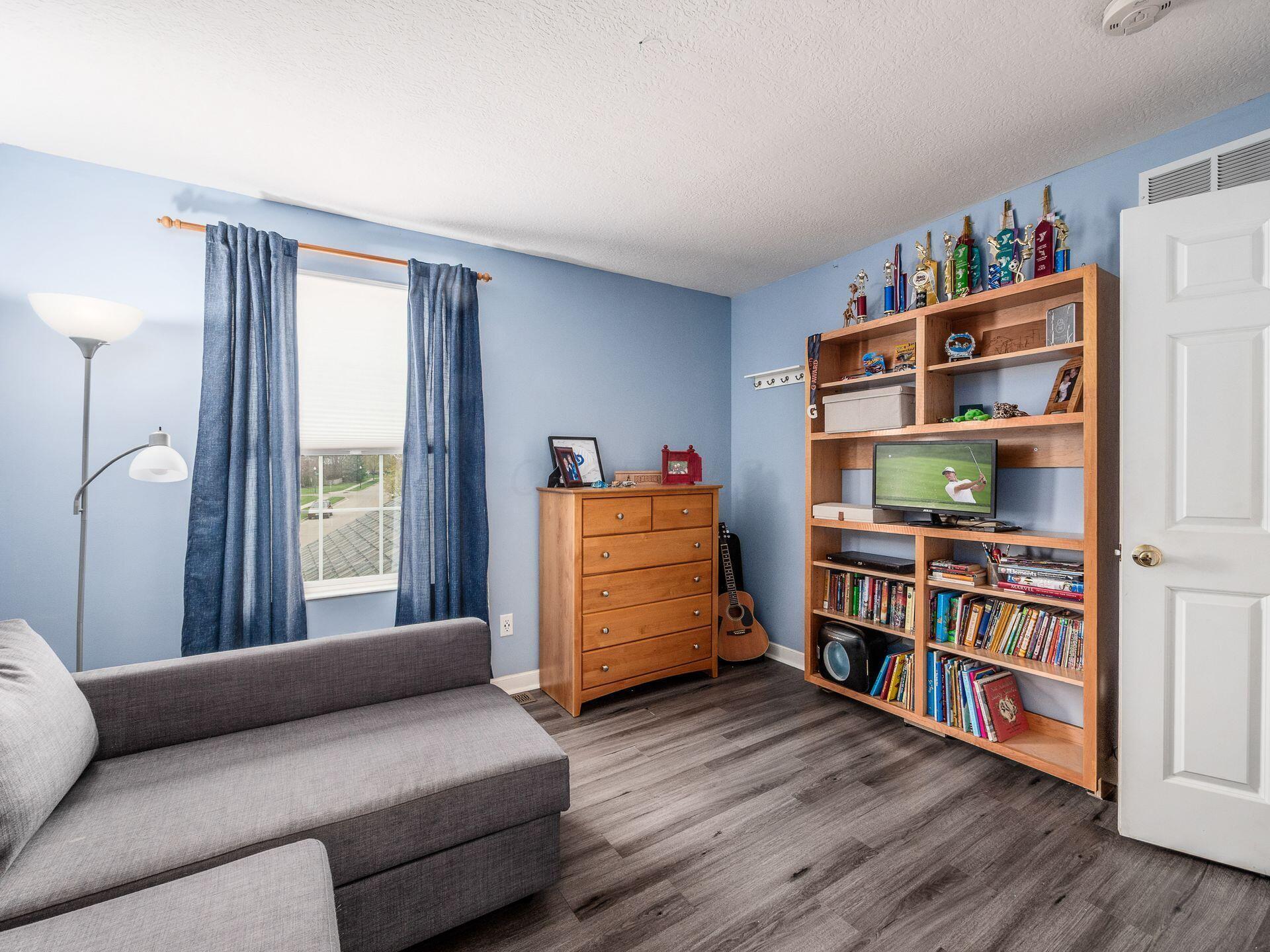3192 Menzola Drive