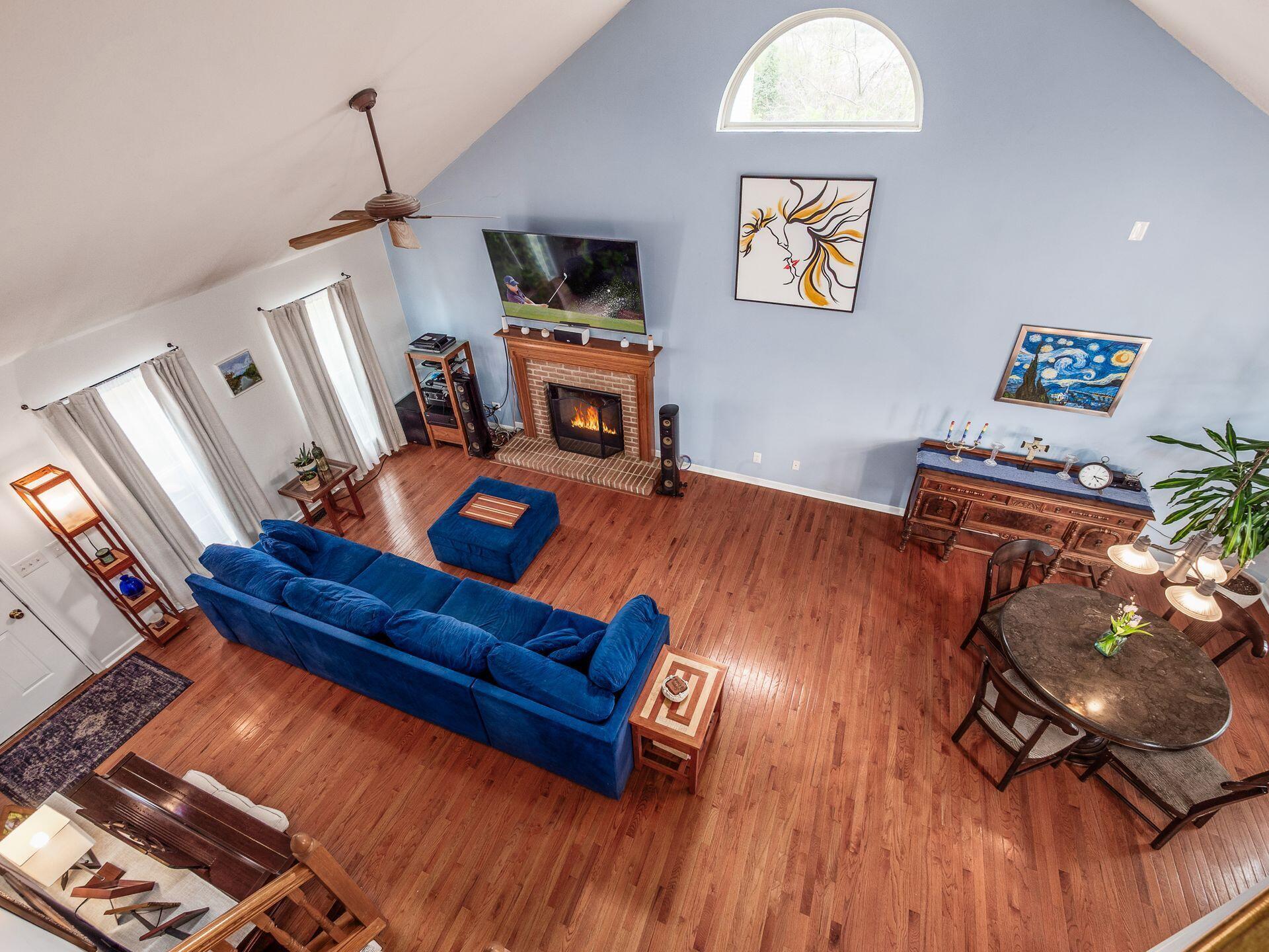 3192 Menzola Drive