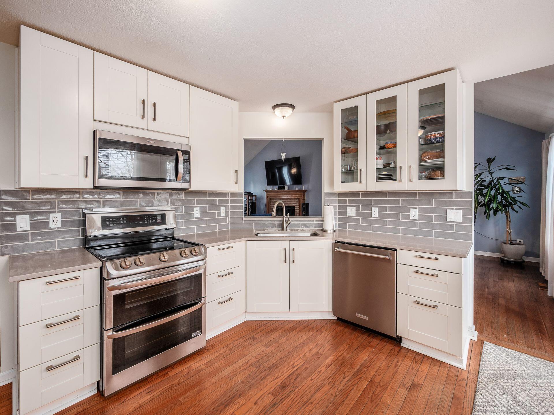 3192 Menzola Drive