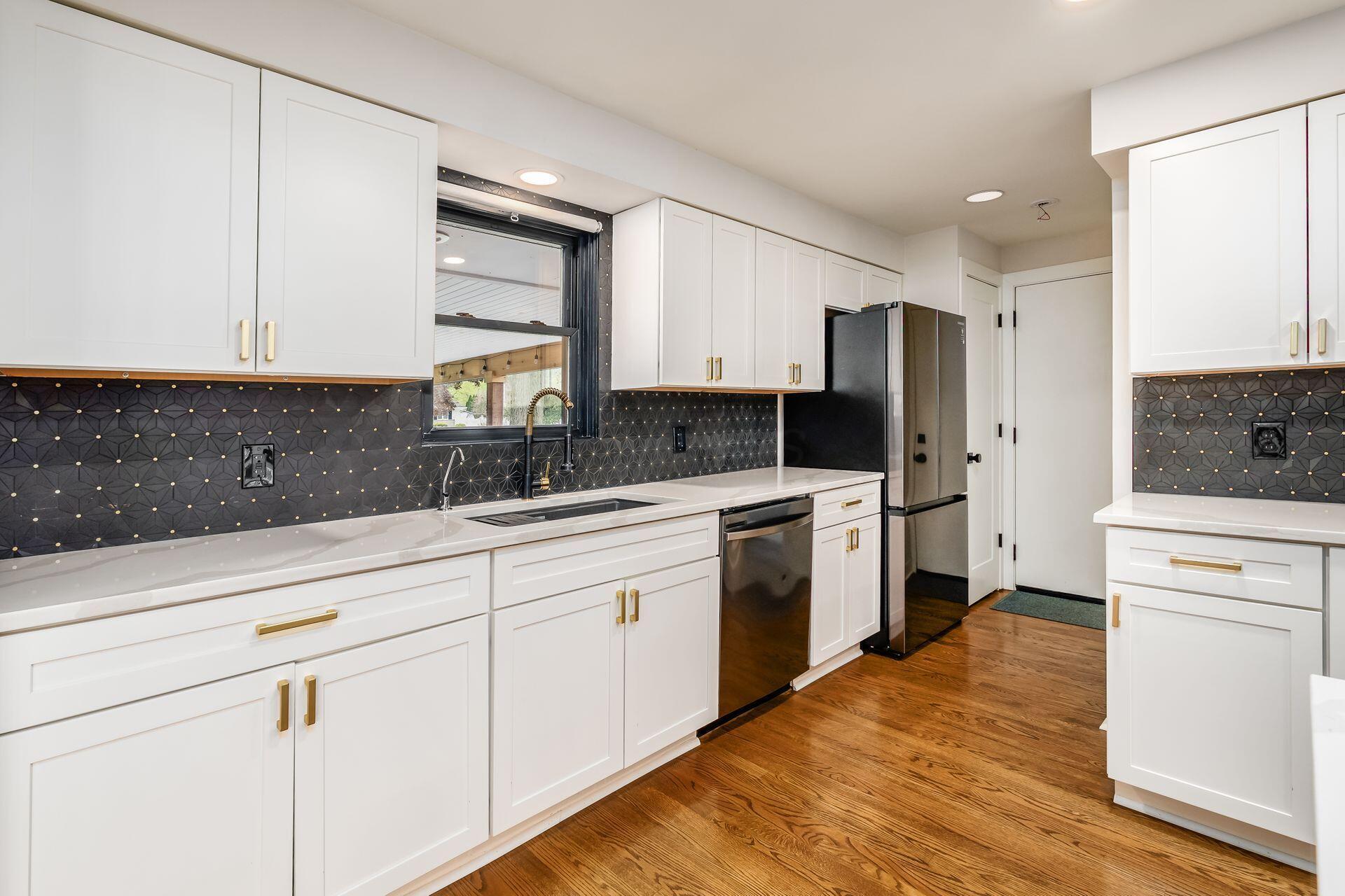 5065 Sharon Hill Drive