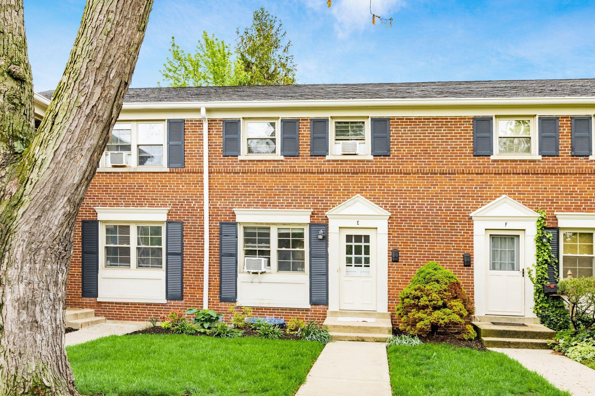 1775 Northwest Court, 109