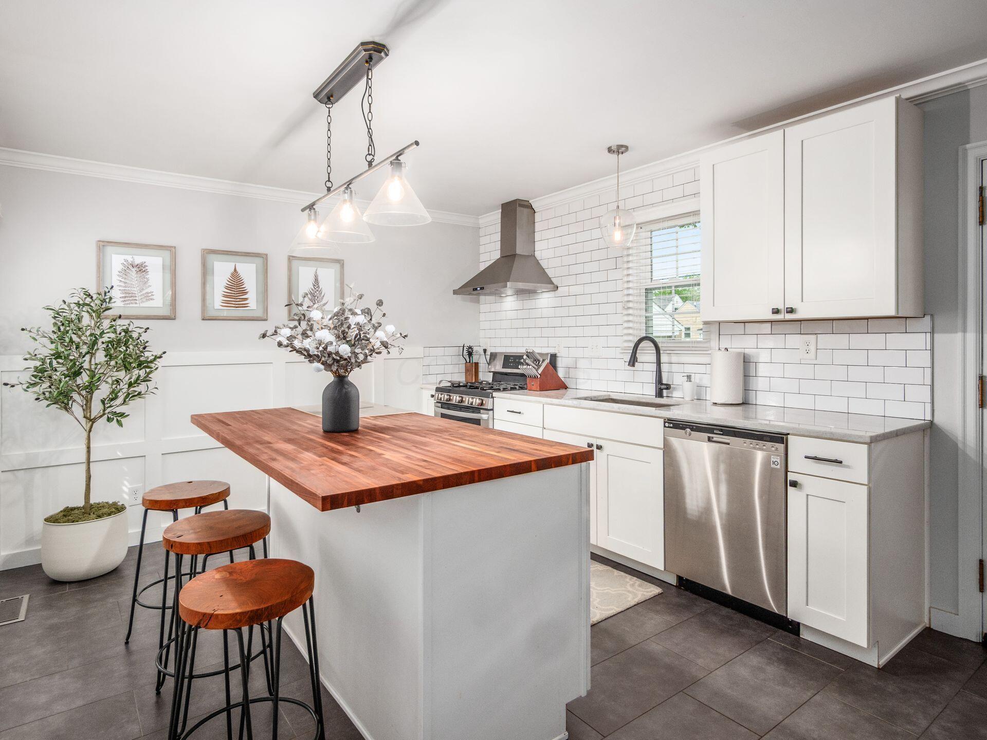 194 Demorest Road