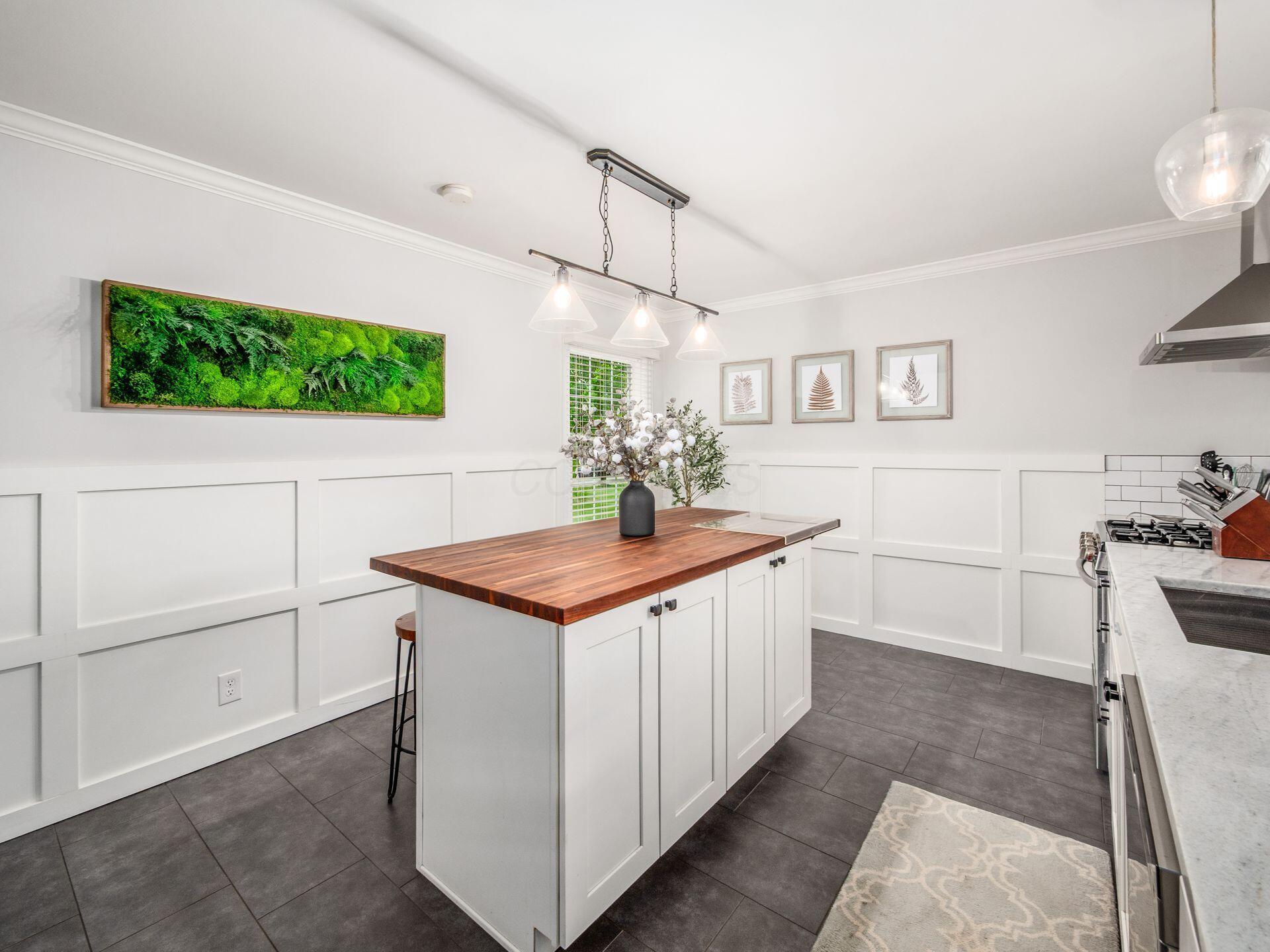 194 Demorest Road