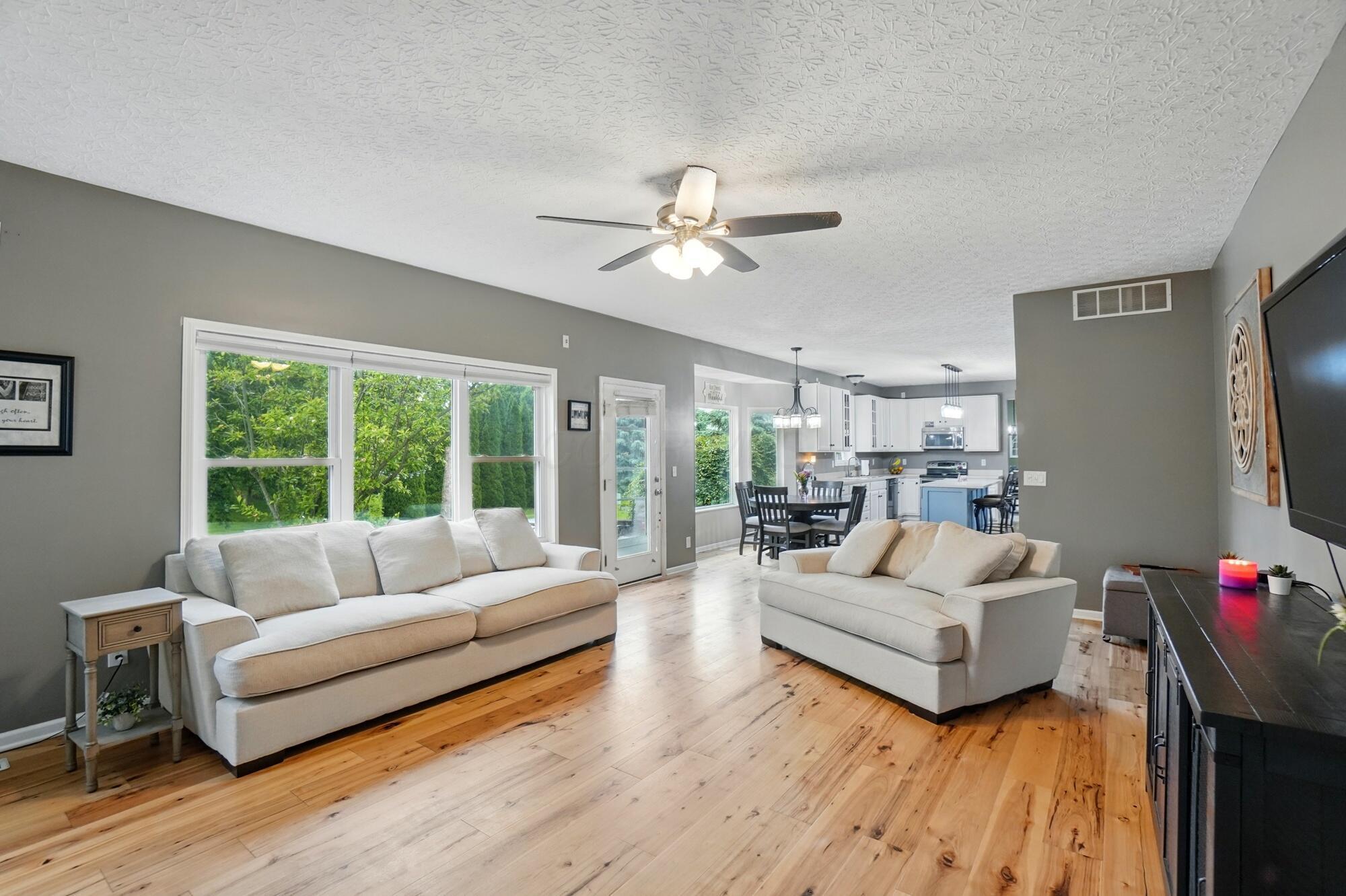 6180 Clover Place
