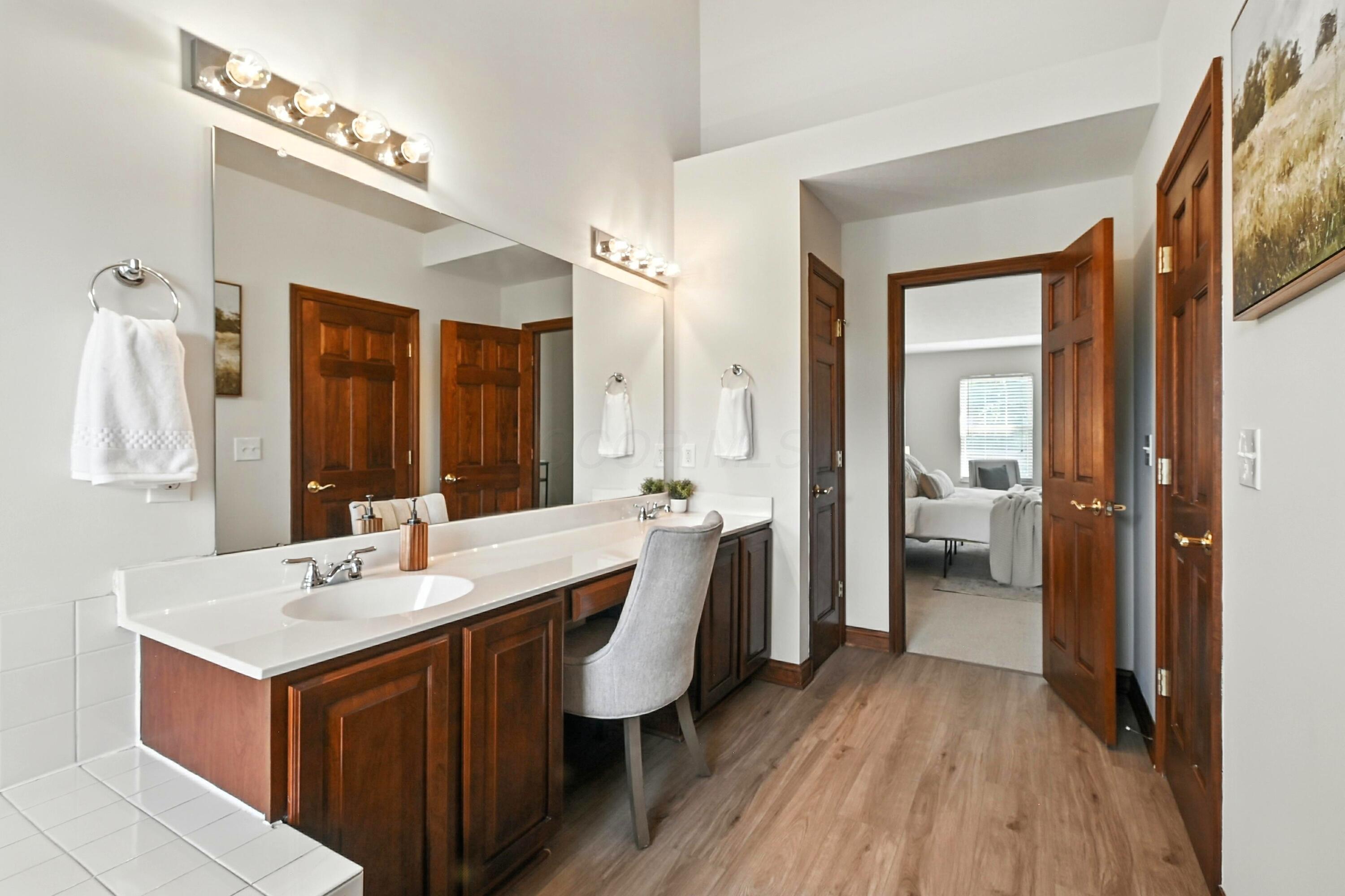 3083 Landen Farm Road W