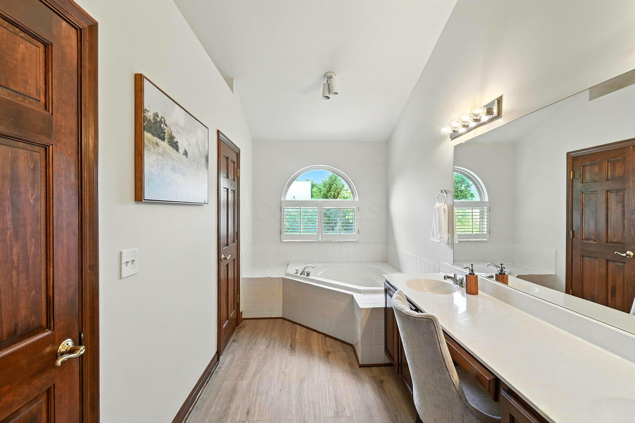 3083 Landen Farm Road W