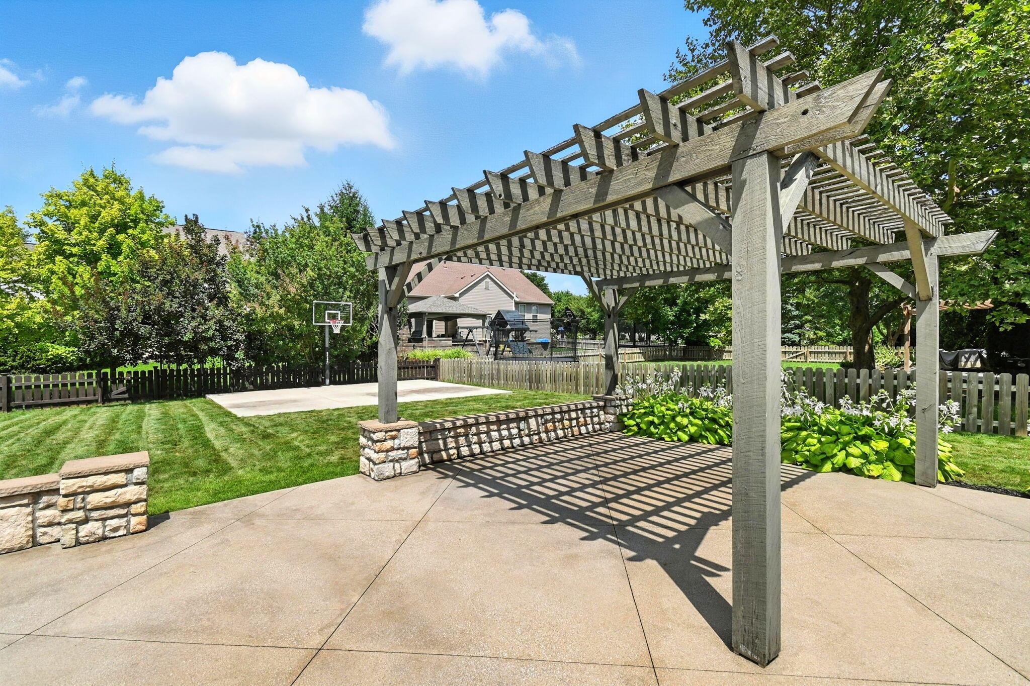 3083 Landen Farm Road W