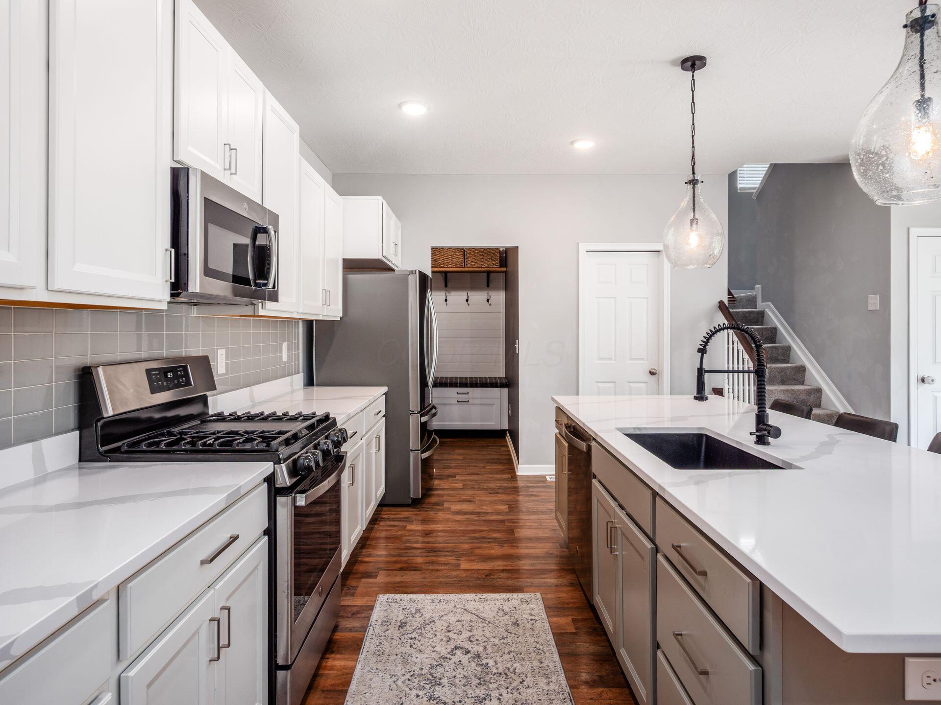 7062 Scarlet Oak Drive