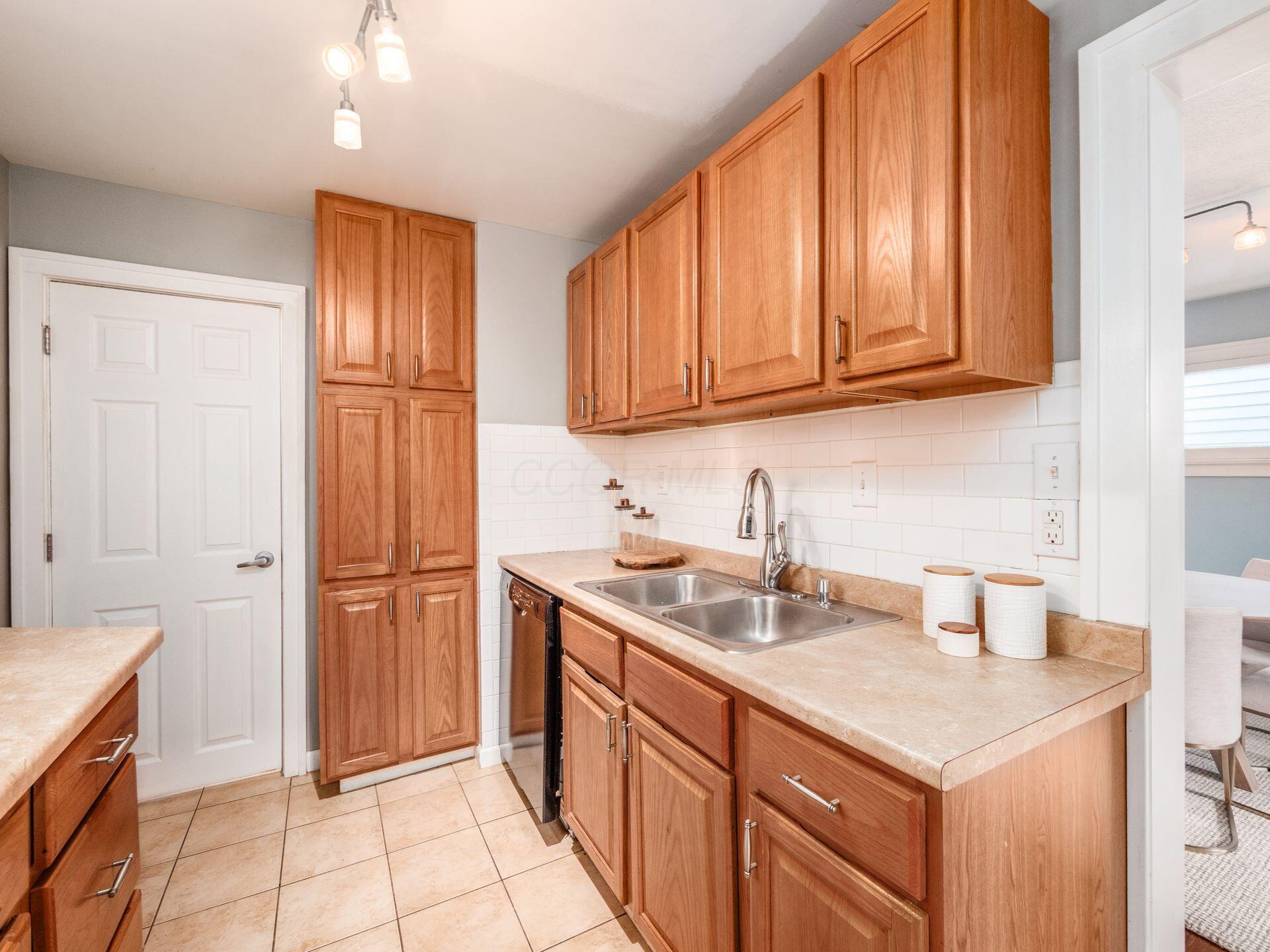200 W Pacemont Road
