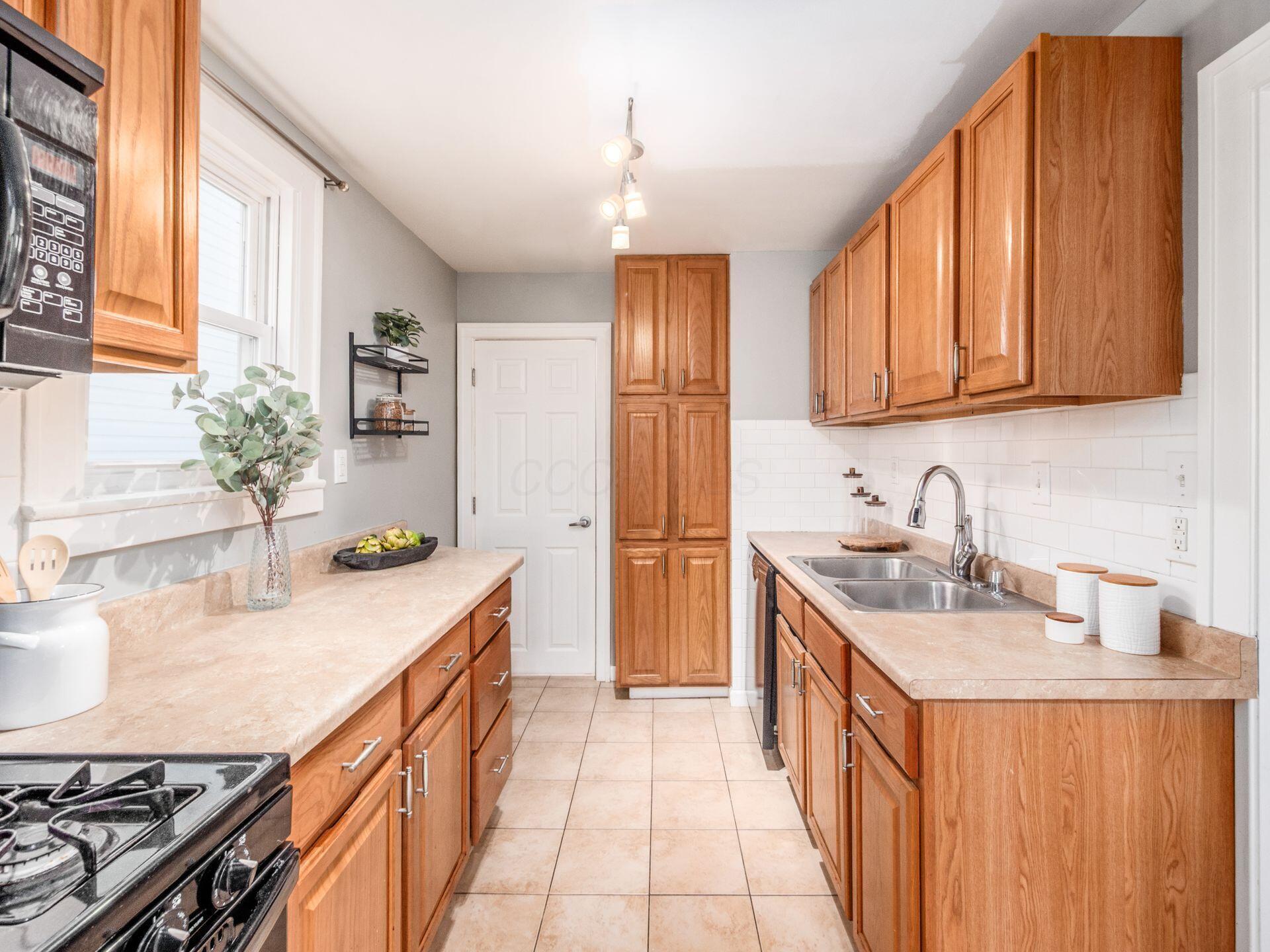 200 W Pacemont Road
