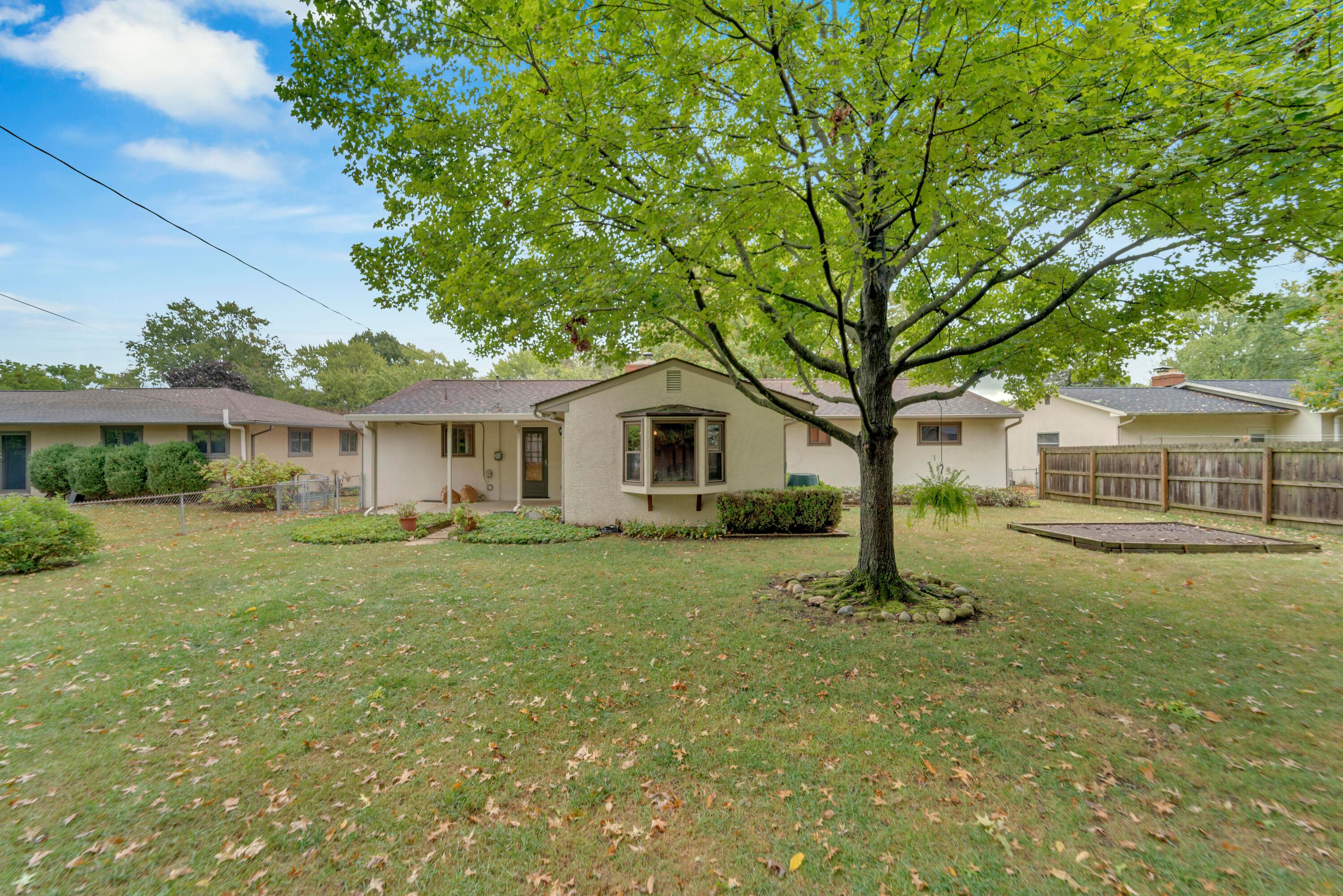 4319 Kenmont Place