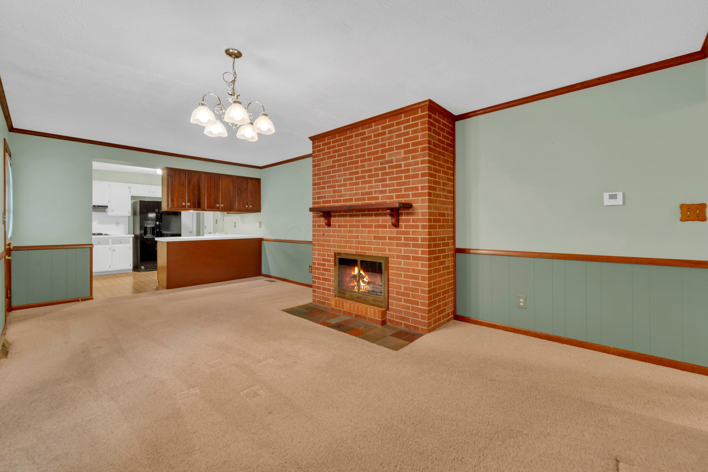 4319 Kenmont Place