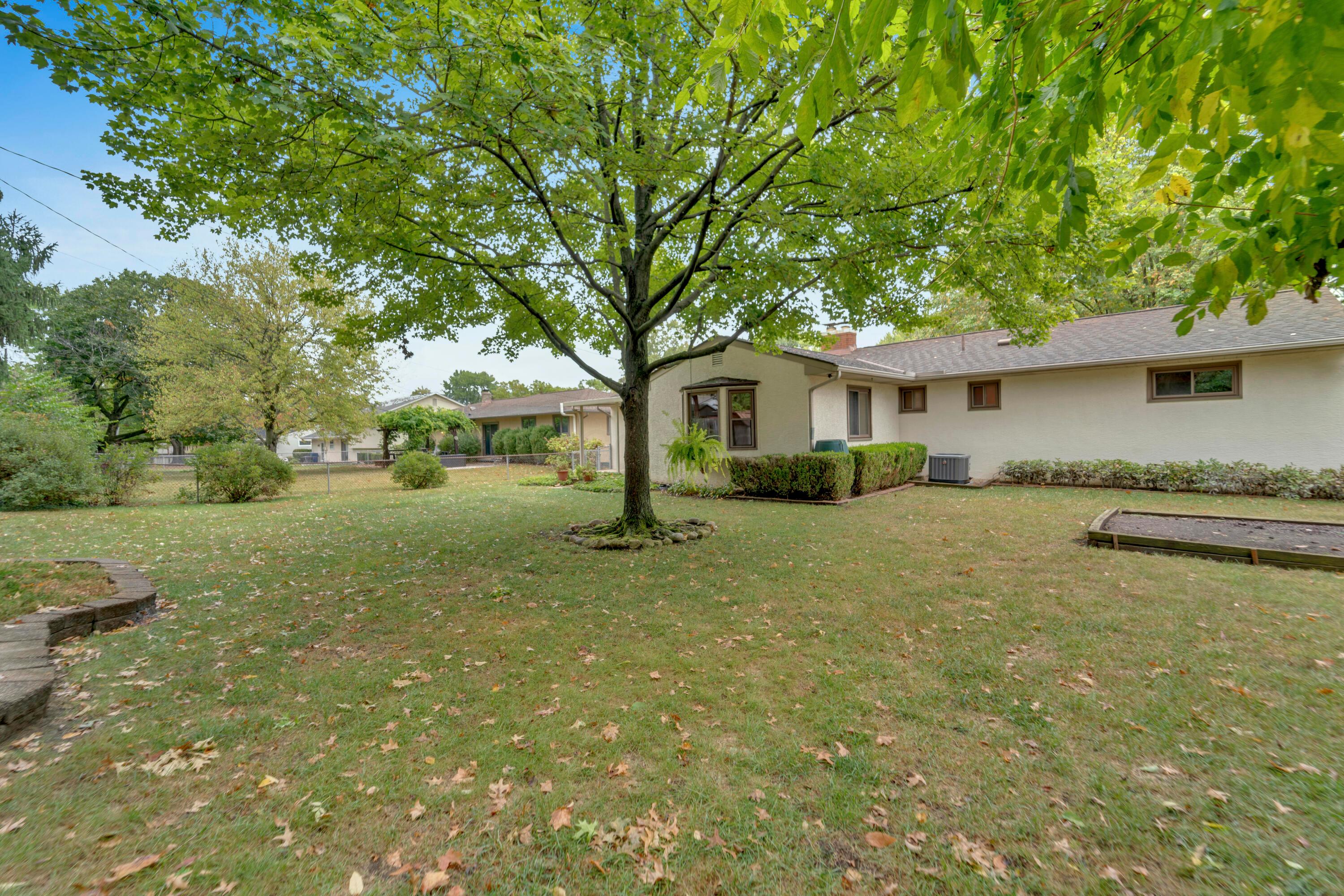 4319 Kenmont Place