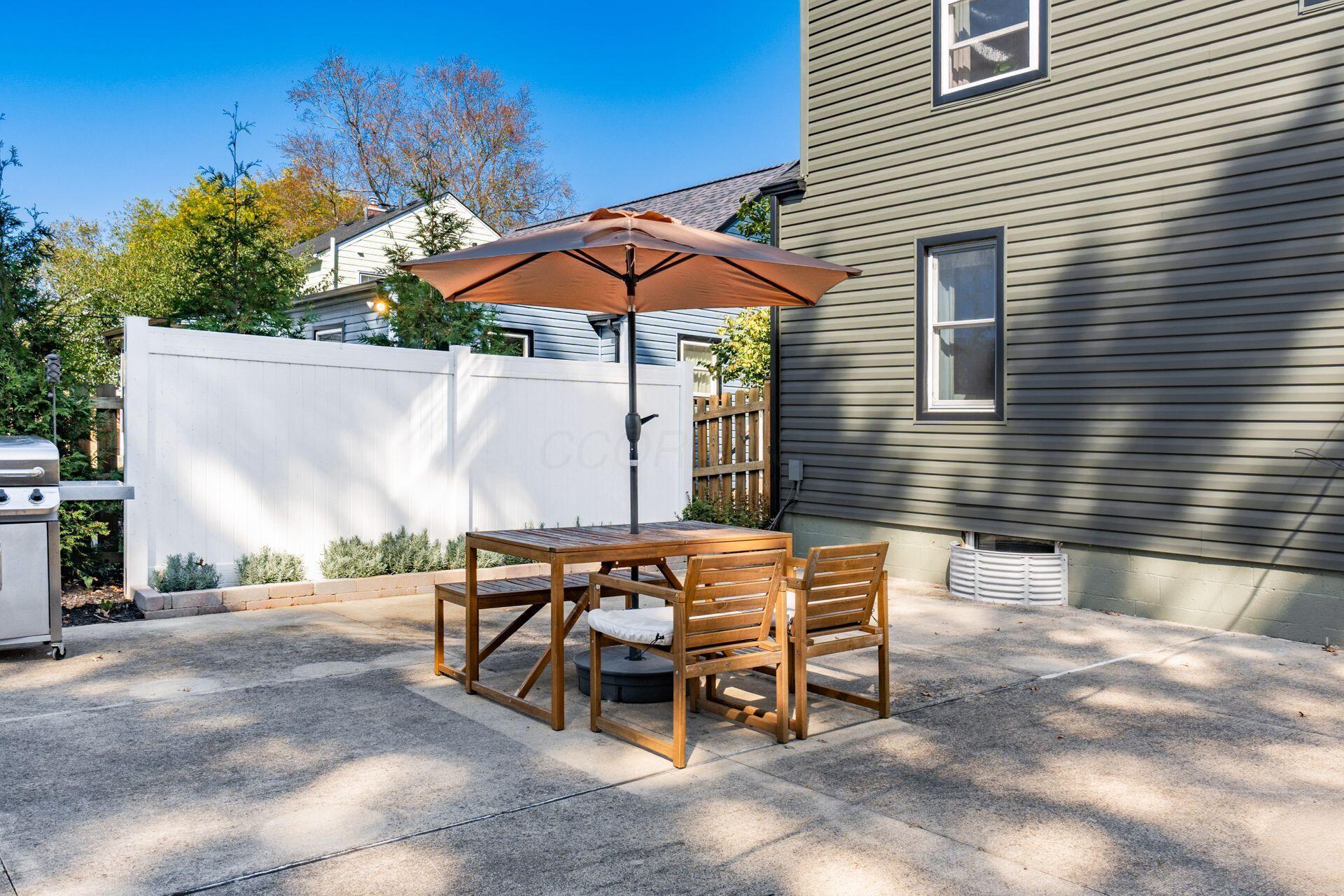 255 Garden Road