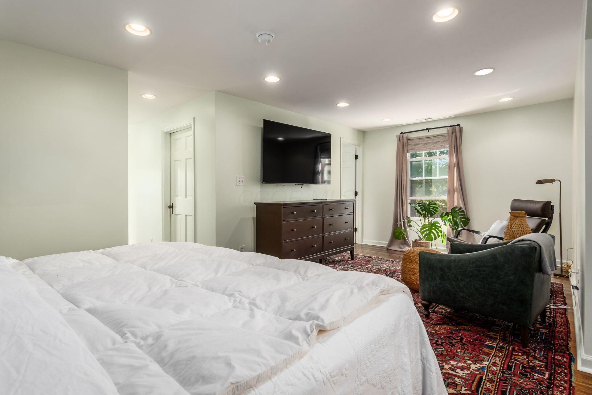 255 Garden Road