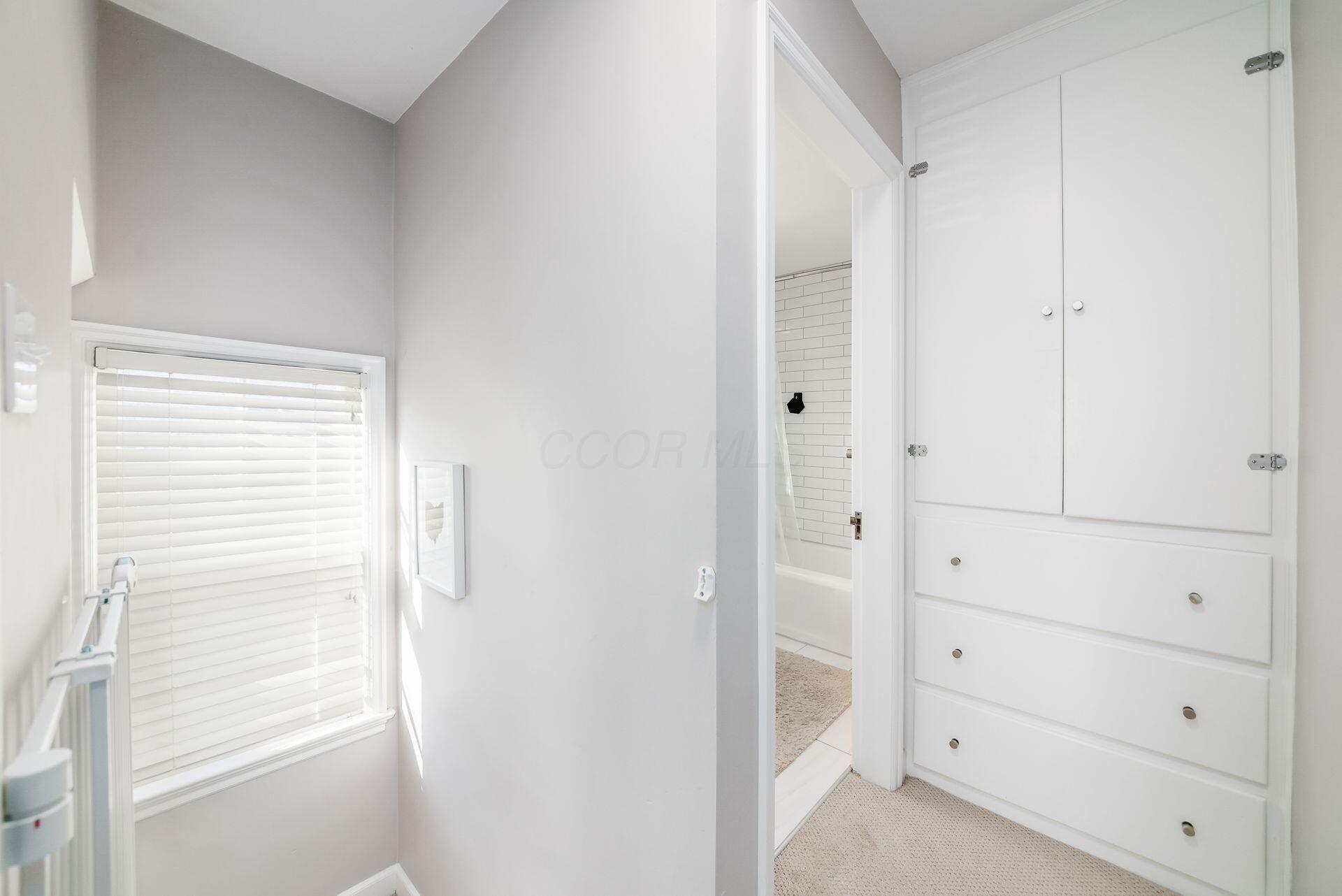 190 E Dominion Boulevard