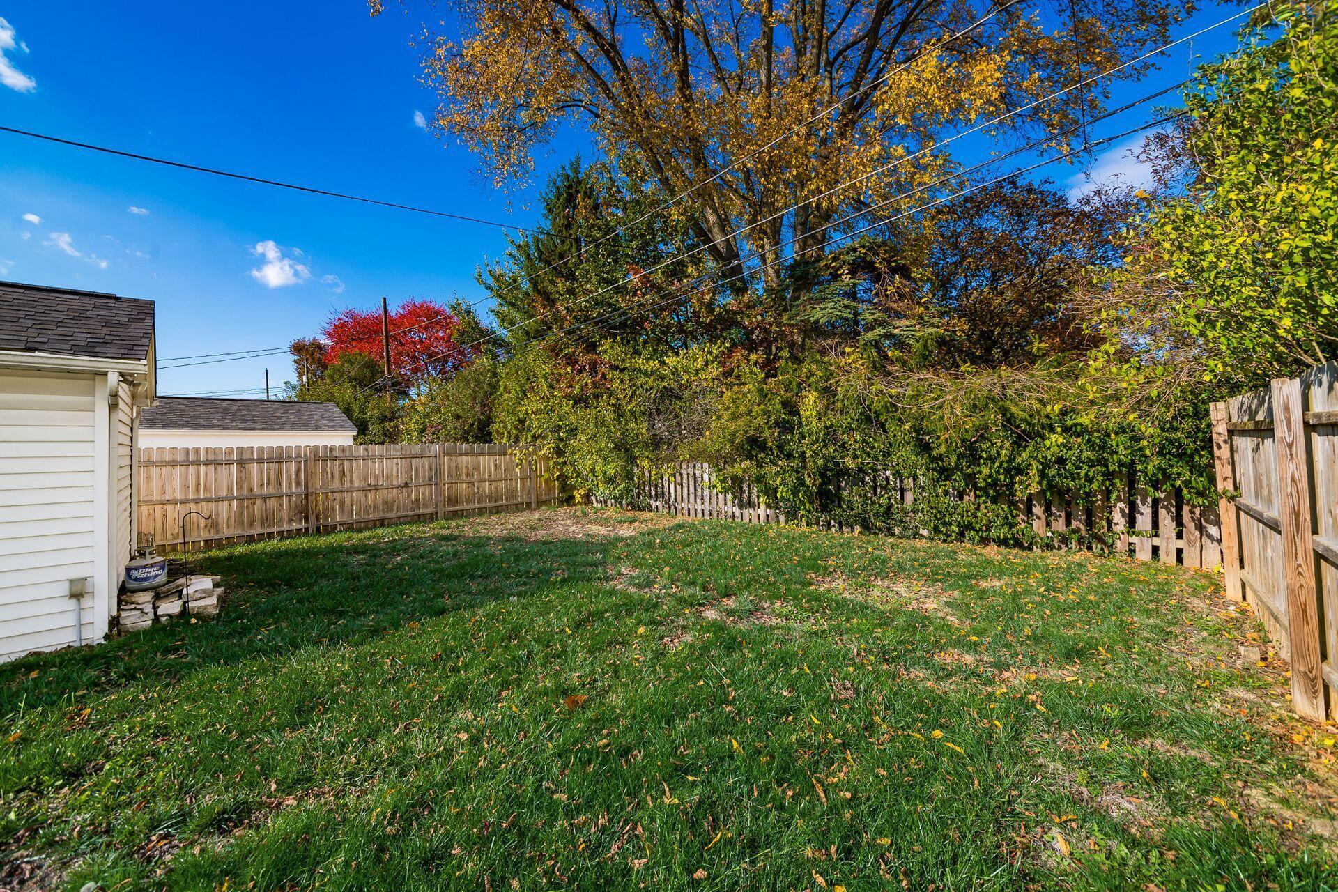 190 E Dominion Boulevard